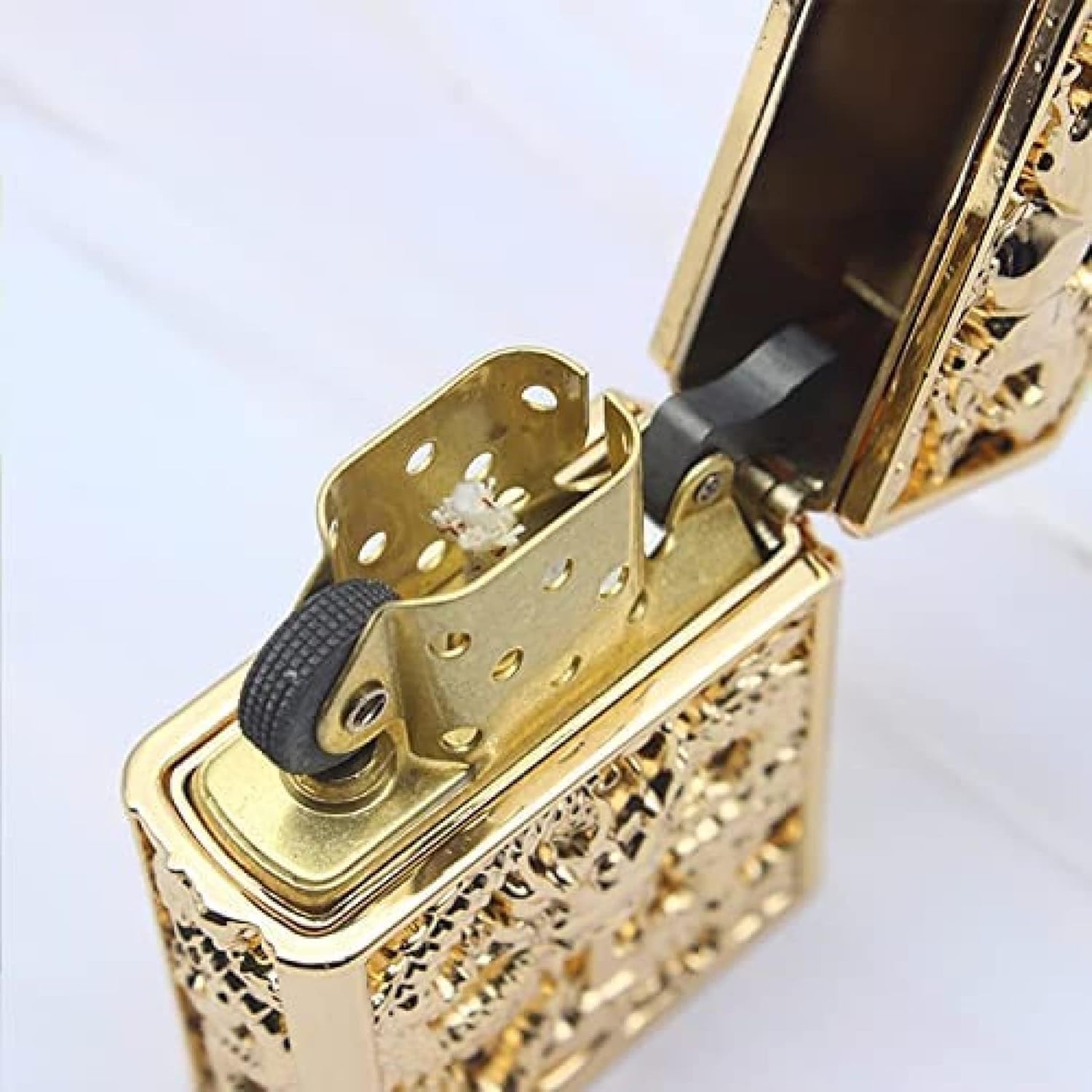 Refillable Dragon Pattern Vintage Groove Lighter Antique Gold Wheeled Kerosene Lighter - Cool Lighter