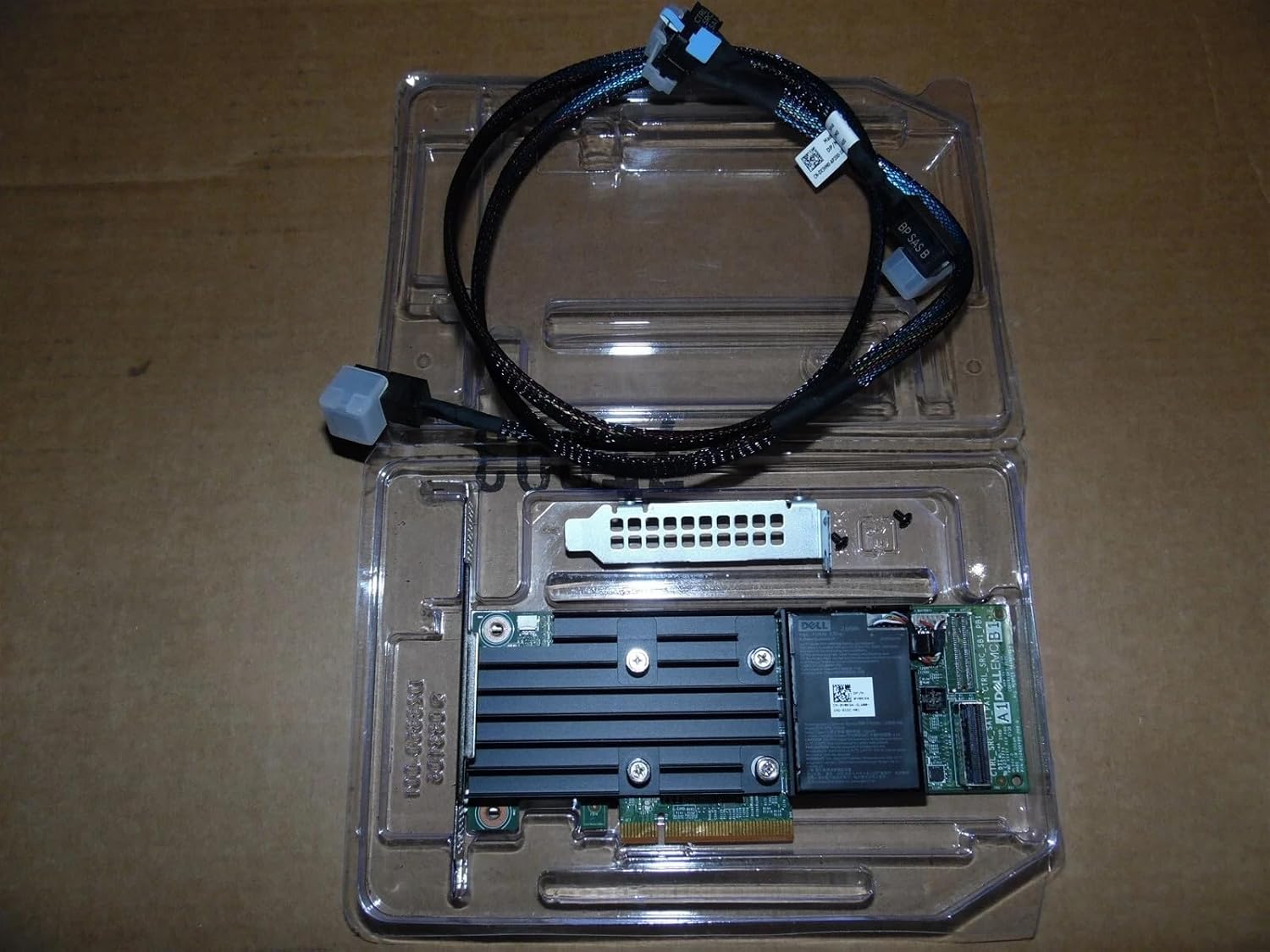 Fit for DELL H750 RAID Adapter POWEREDGE R740 8 Bay LFF Server HYM6Y XJHM0 PERC11