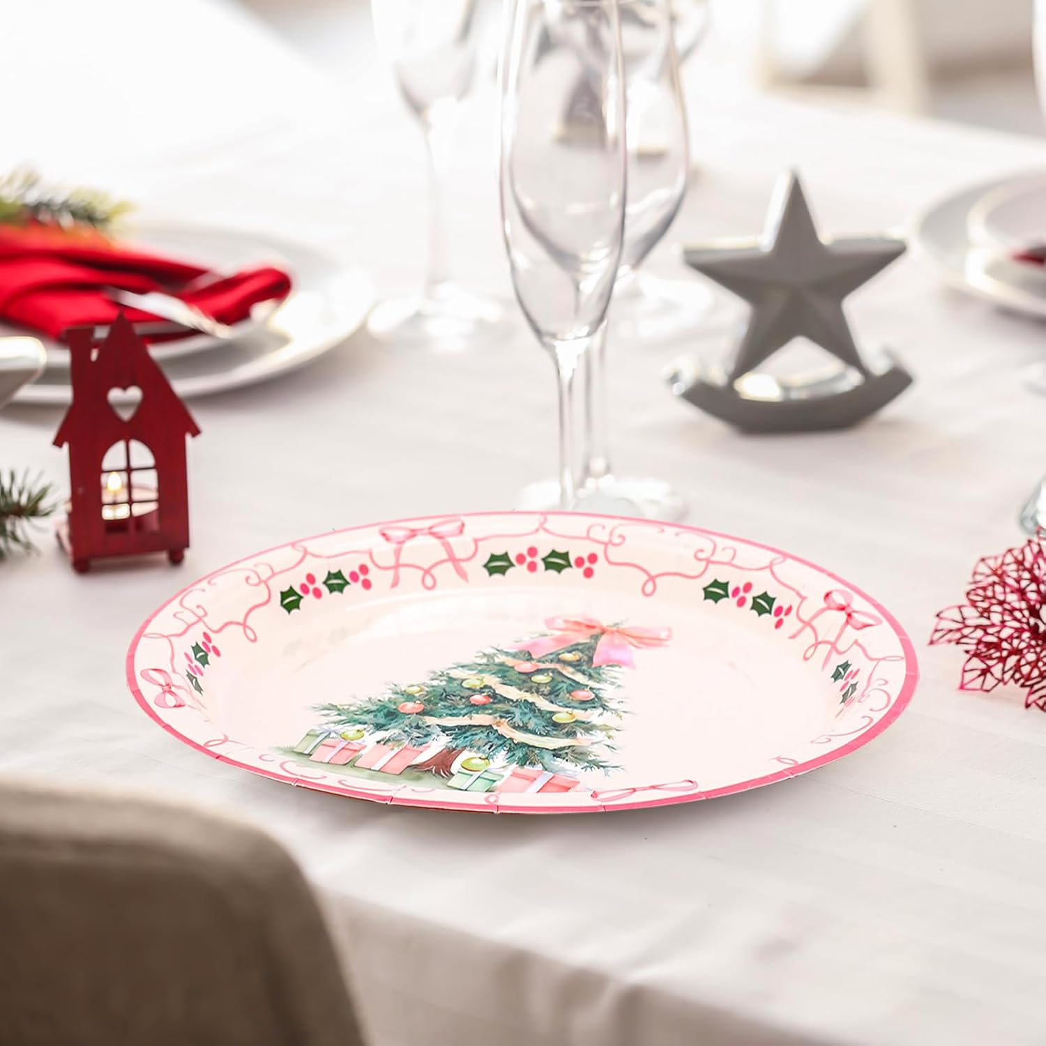 40Pcs Christmas Paper Plates 9 Inch Gingerbread Man Party Plates Disposable Dinner Dessert Plate for Xmas Holiday Party Supplies - Image 5