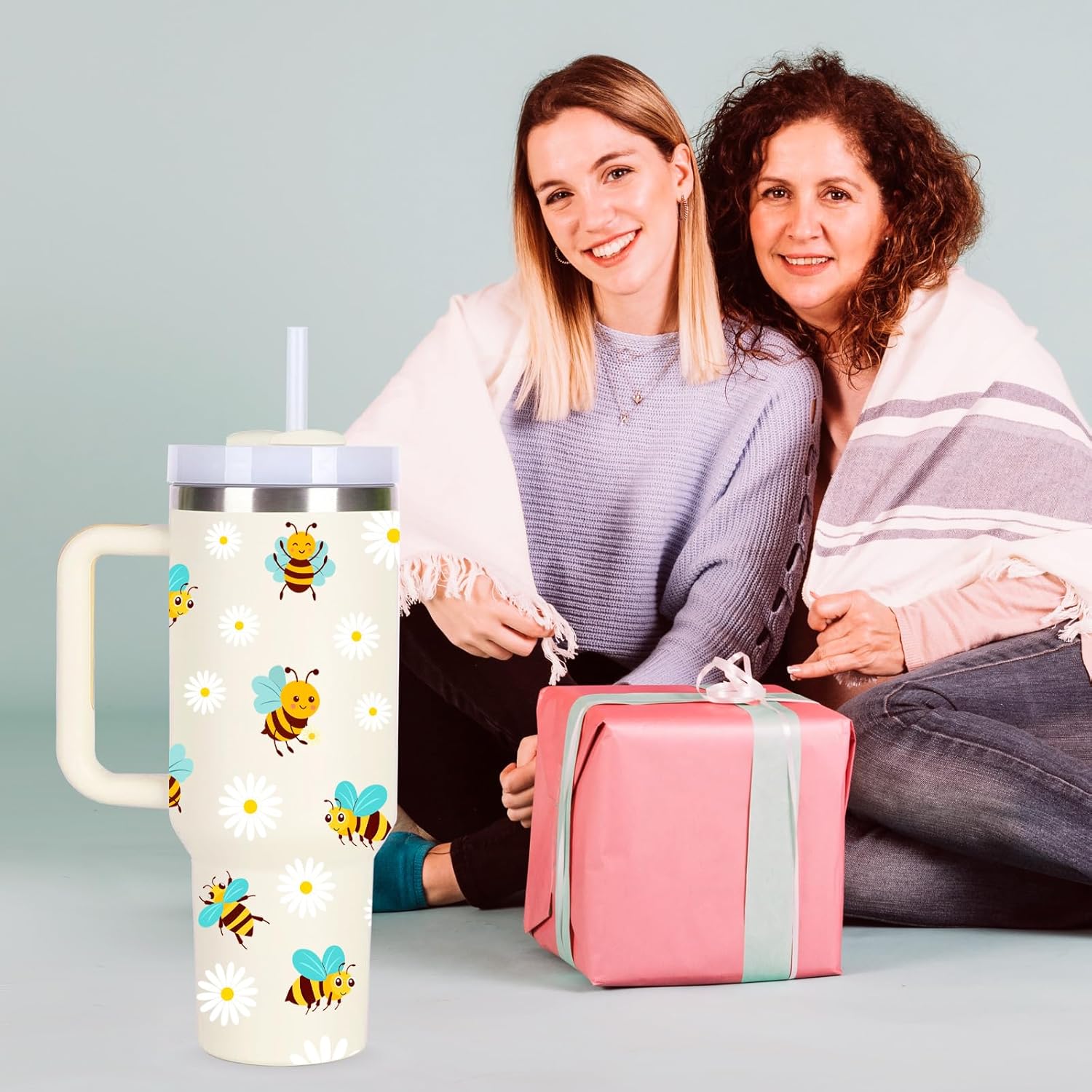 momocici 40oz Bees Tumbler with Handle Gifts for Women.Bees Lover Cups Tumbler Gifts for Women.40 oz Birthday Christmas Bee Cup Tumblers for Bee Lover. - Image 3