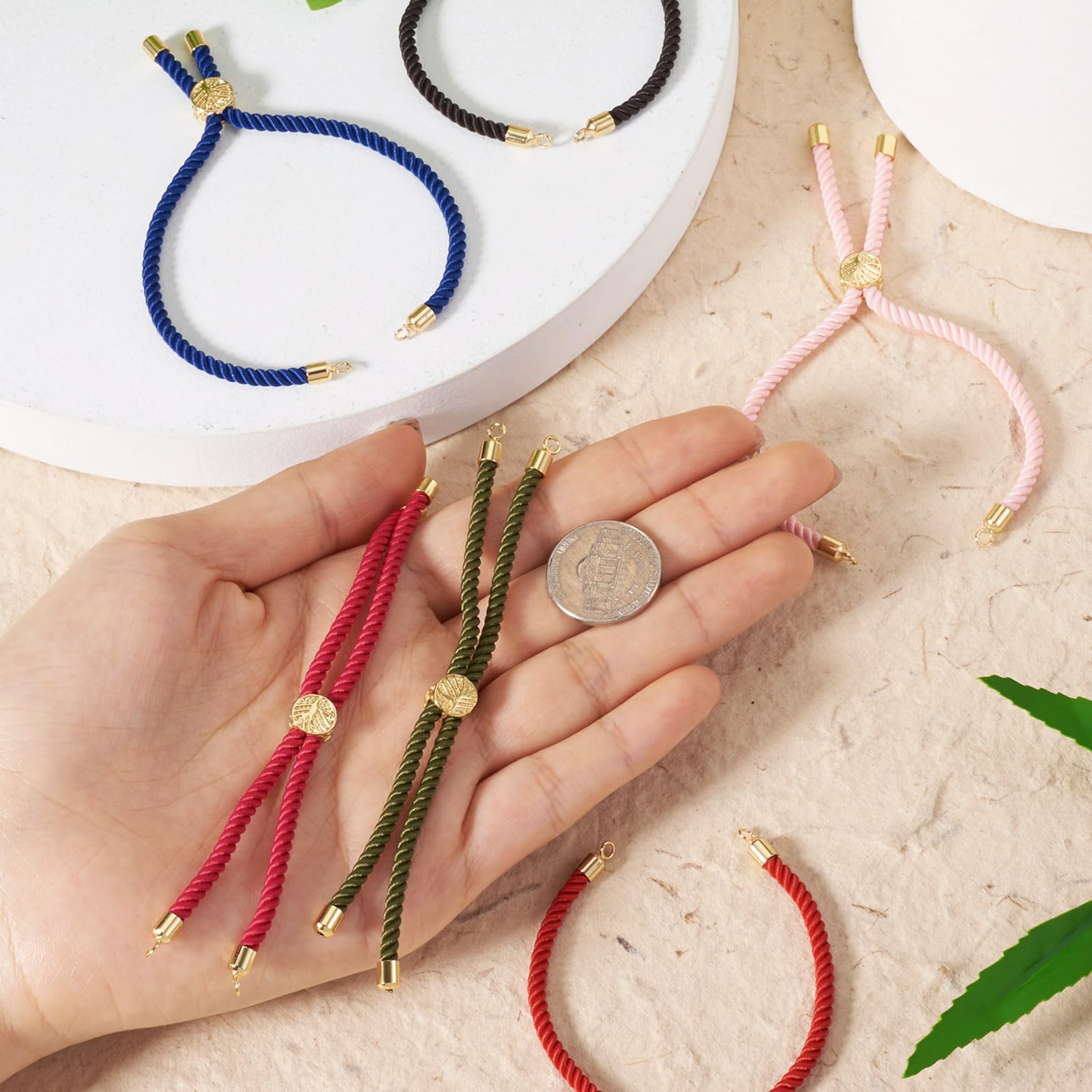 UNICRAFTALE 8 Pièces 2 Couleurs 304 Bracelets Coulissants Réglables