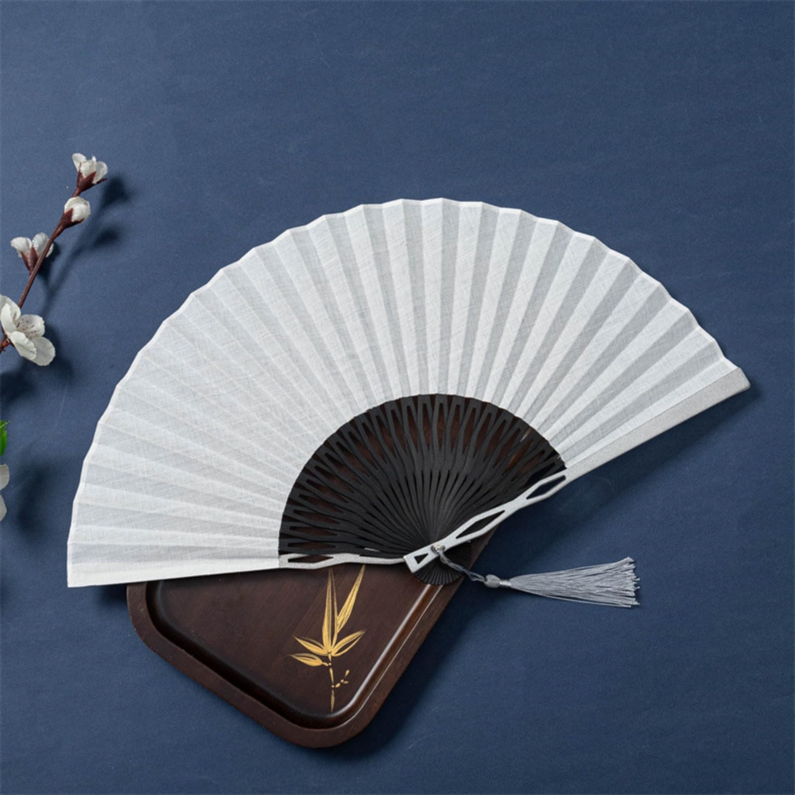 Amazon.co.jp: 扇子 チタンうちわ チタン合金 扇子 鉄扇 おしゃれ