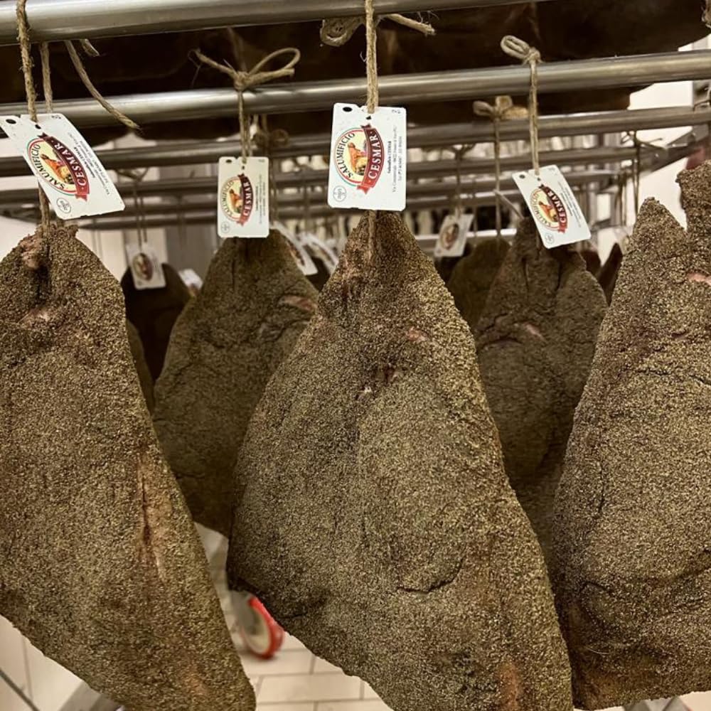 La véritable Guanciale 1 kg GOURMET | Pièce entièr Non découpé | Expédié dans un emballage isotherme Charcuterie italienne | séchée au poivre, Idéal pour la carbonara et l'amatriciana