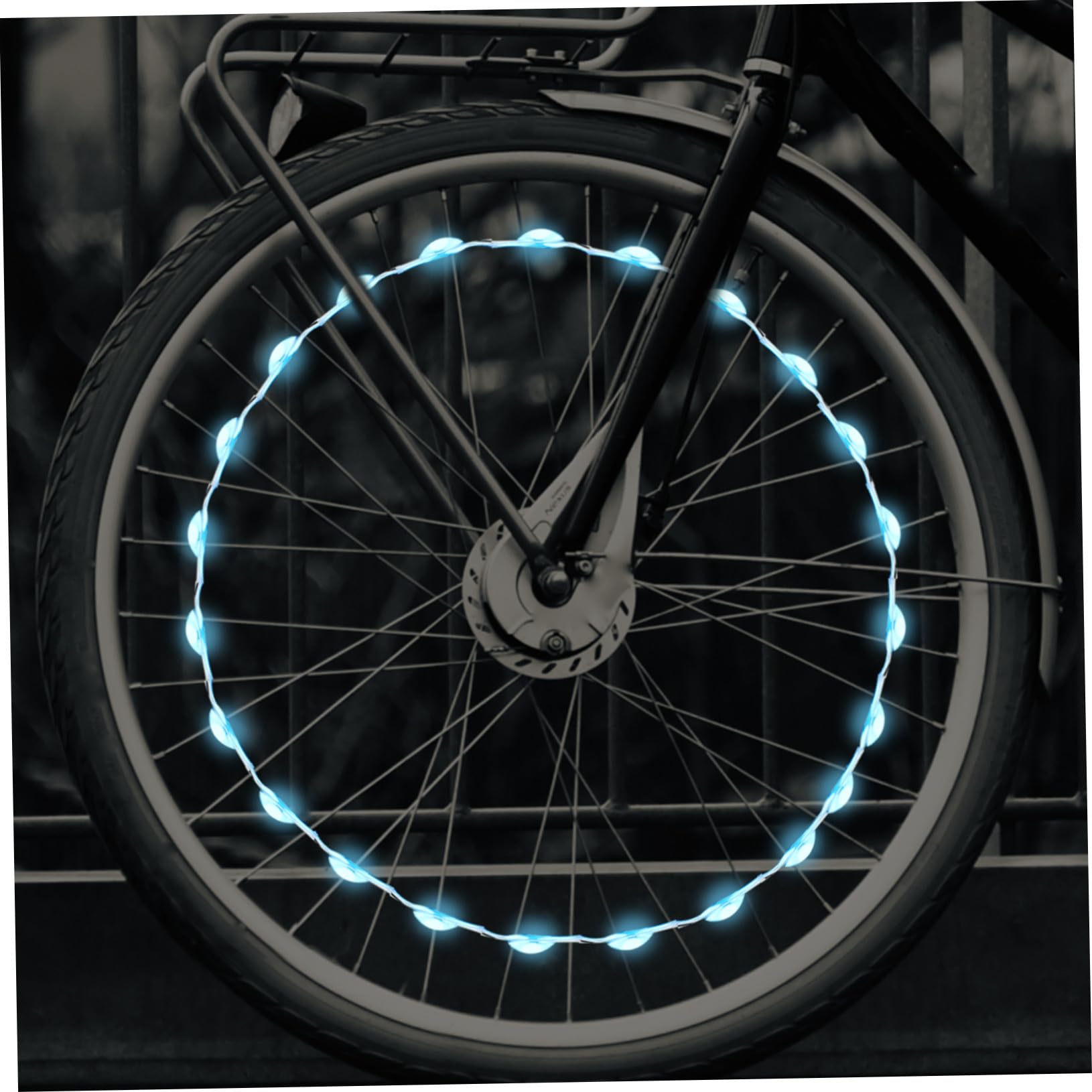 LIOOBO Vélo Lumière Dirigé Devant Réfléchissant Arrière Lumières Parlait Rechargeable Veilleuse De Vélo Lumière De Rayon De Roue Light Night LED Black Abdos