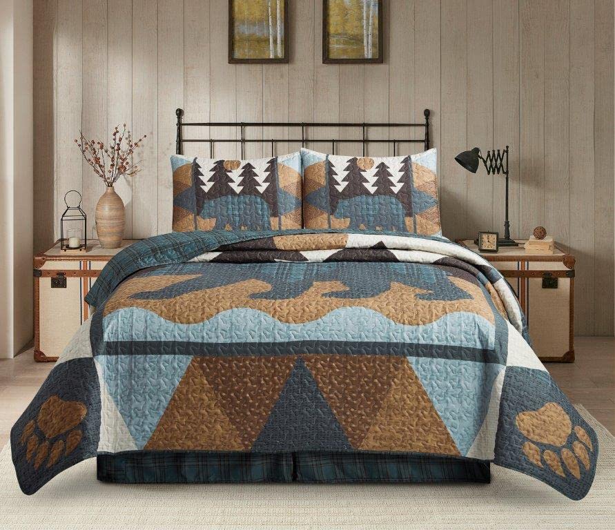 Virah Bella Quilt Bedding Set in King Patchwork Bear Printed Lightweight Reversible Quilt with 2 Matching Pillow Shams - Cozy & Beautiful Lodge-Themed Bedding