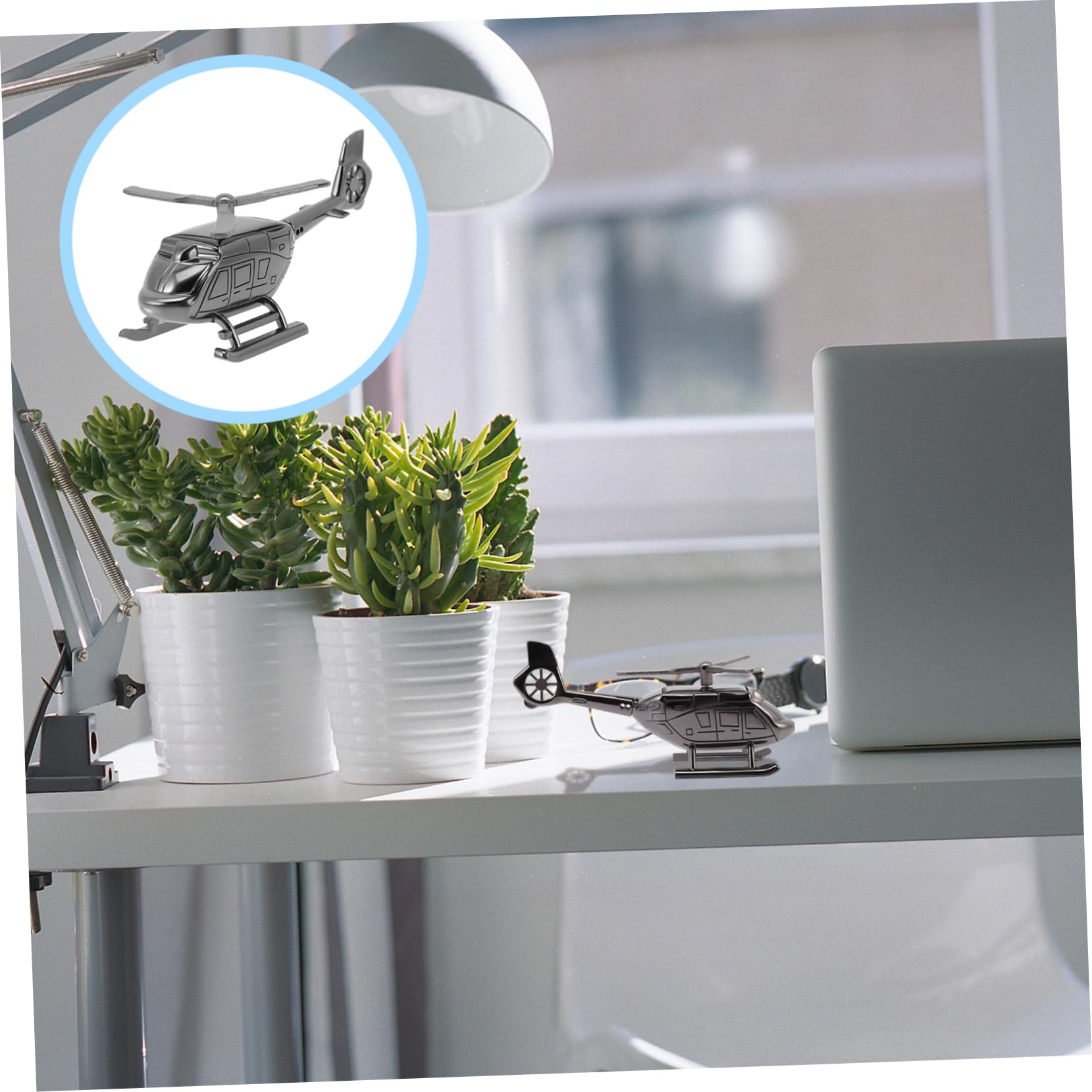 SOLUSTRE Profumo Auto Diffusore Aroma per Auto a Forma di Elicottero in Lega e Pe Nero Creativa e Portatile per Interni e Cruscotto