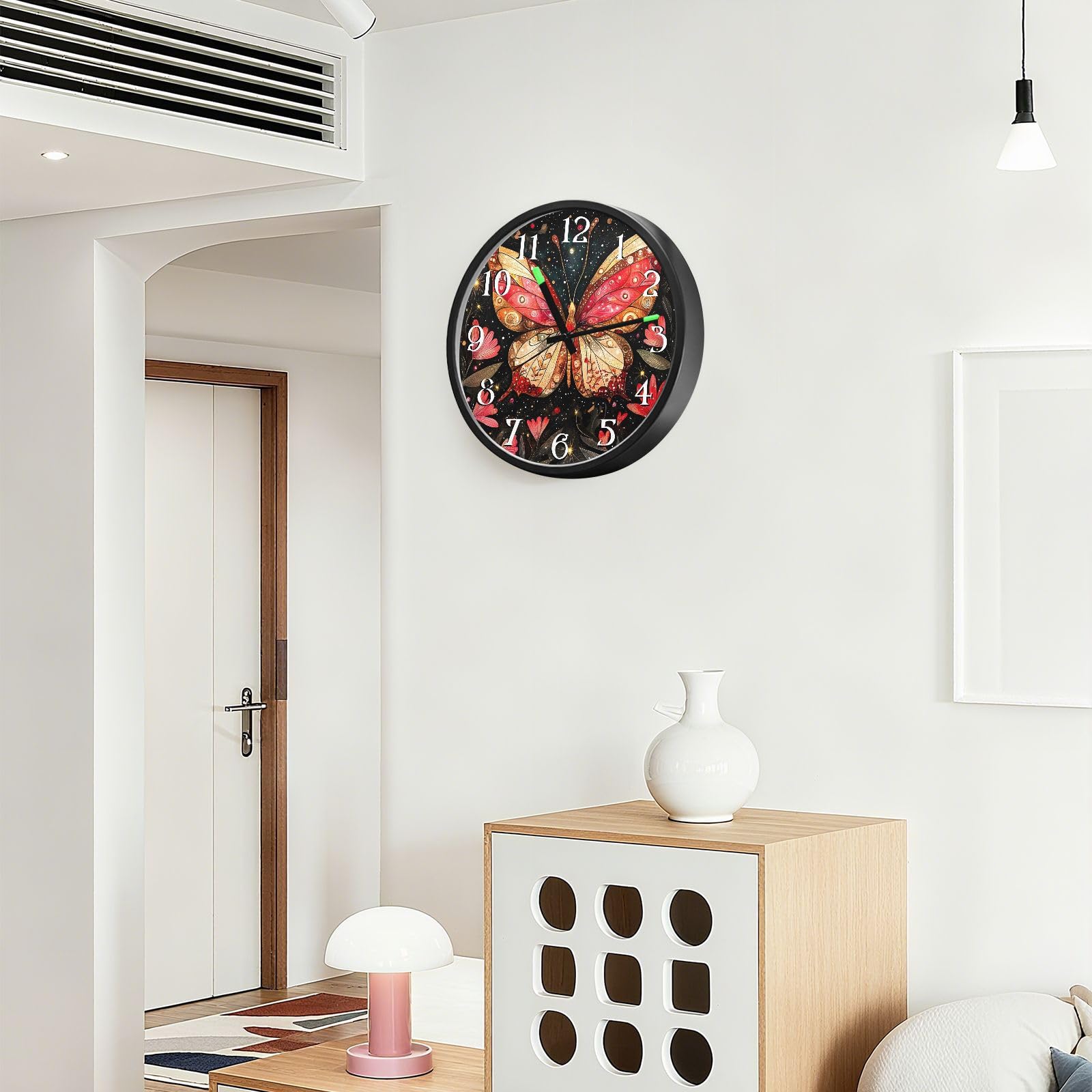 Mnsruu Reloj de pared luminoso con diseño de mariposa roja y luna, funciona con pilas, reloj silencioso que brilla en la oscuridad, para sala de estar, cocina, 30,5 cm