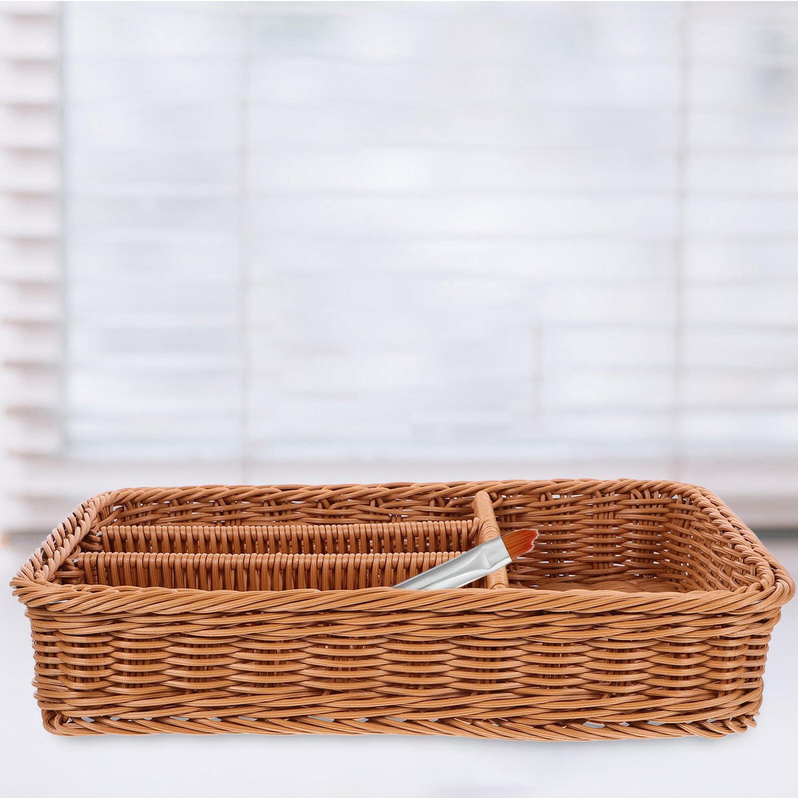 Cesta Organizadora de Cubiertos con Compartimentos Malla Tejida Imitación Ratán Bandeja Resistente y Multiusos para Cocina y Baño