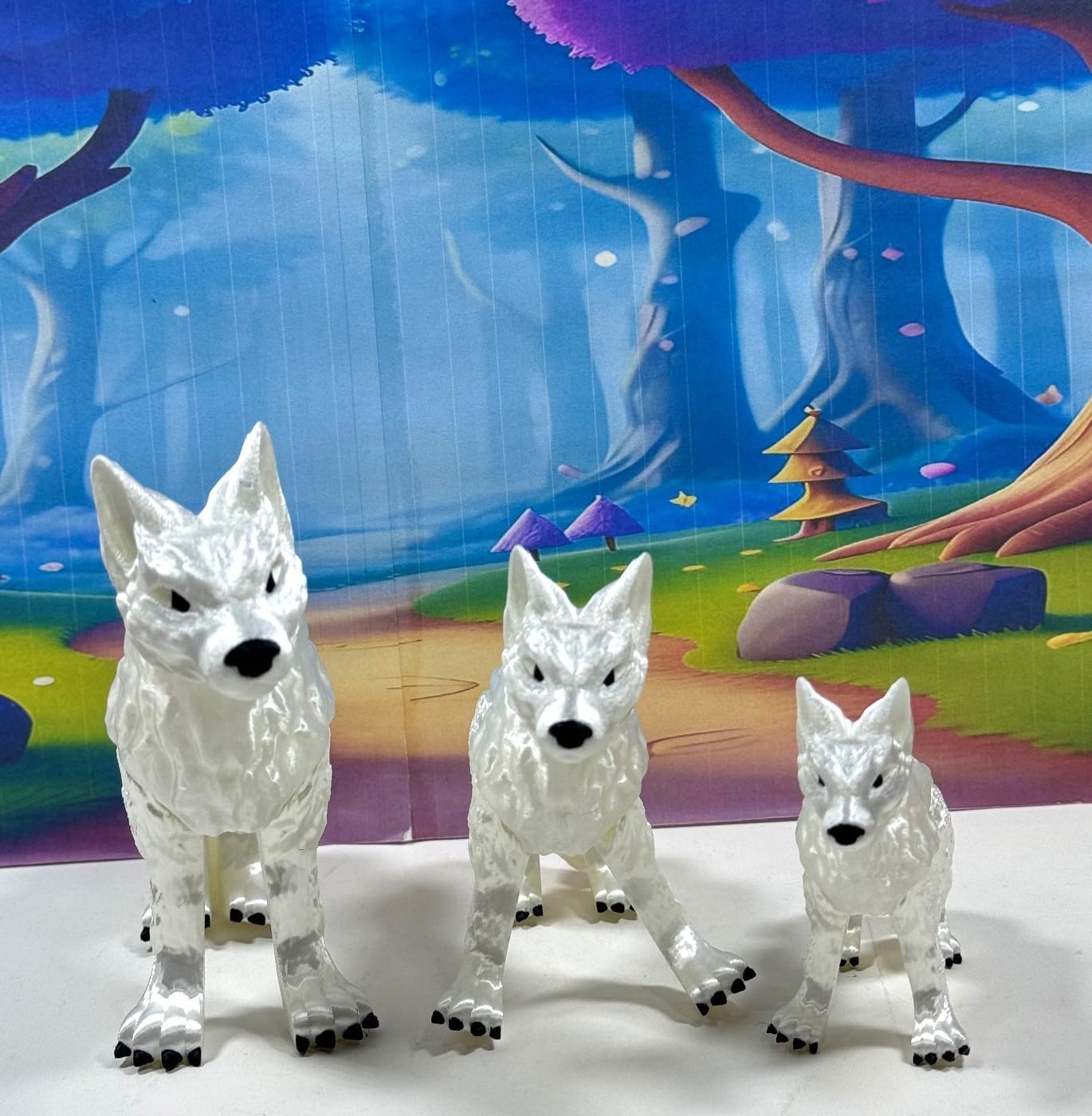3pcs 3D Printed Wolf Toy, White and Black Articulated Wolf Fidget Toy 3D Printed Gift for Him, Executive Desk Toy, Home Decor W001-WHT