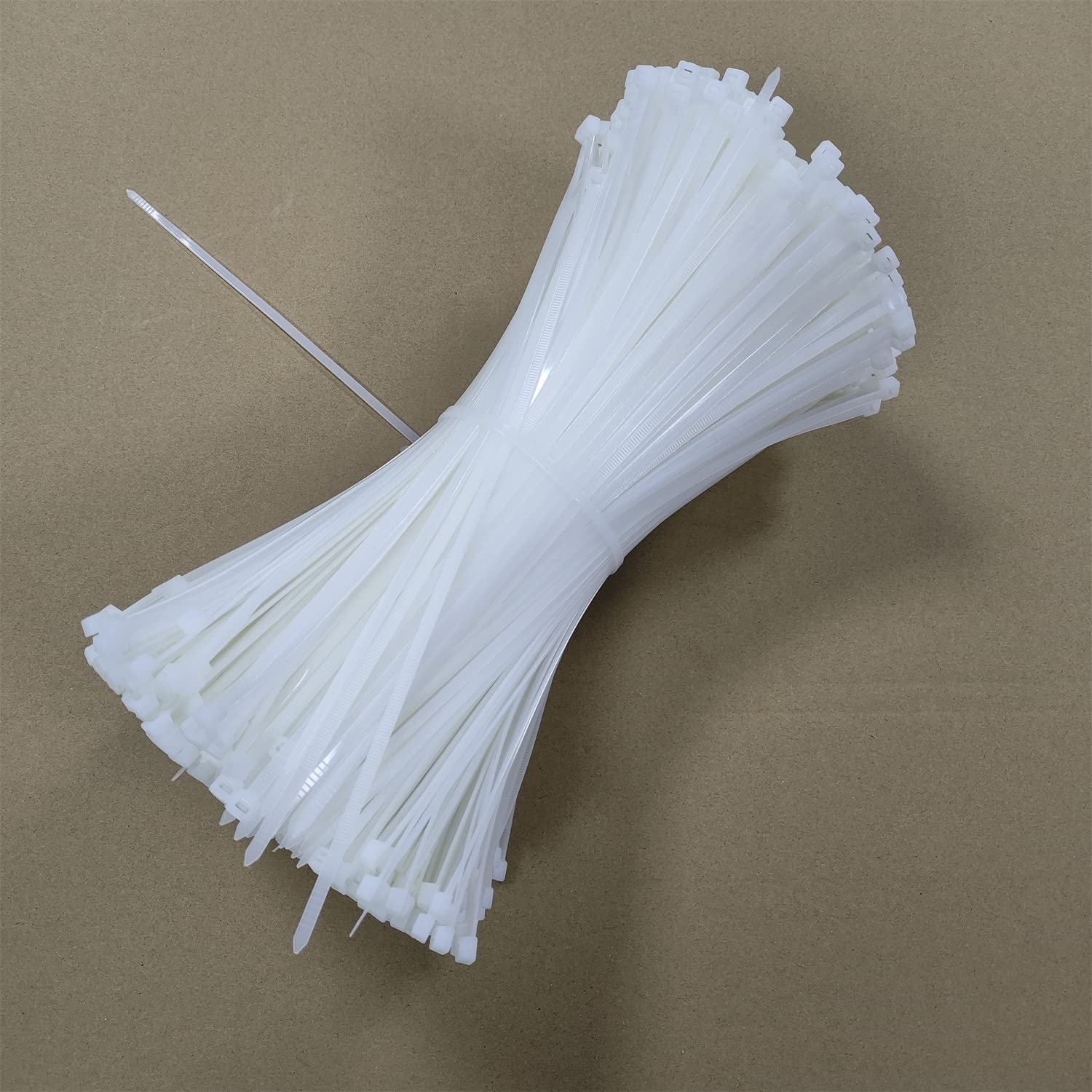 1000 bridas para cables resistentes, bridas de plástico de alta calidad con resistencia a la tracción de 50 libras, bridas resistentes a los rayos UV, correas de nailon blanco con autobloqueo para