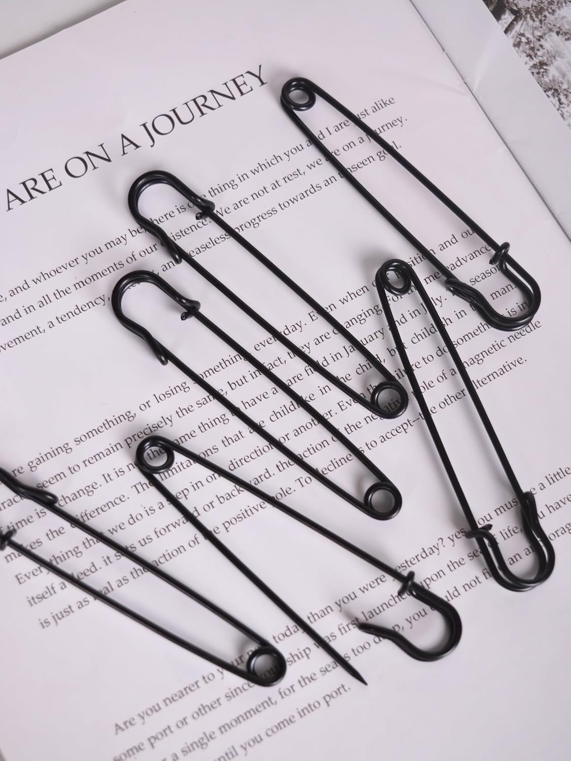 Baitaihem 4" Large Safety Pins 50 Pcs Heavy Duty Extra Large Safety Pins (Black)