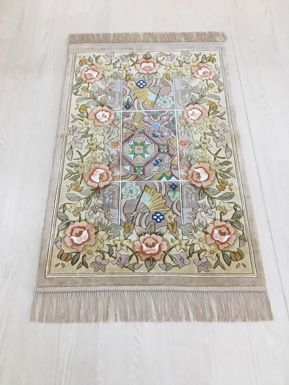 中国段通 120段　シルク花柄玄関ラグ・マット 中国シルク段通 シルク絨毯 最高級 260段 ロングの玄関マット