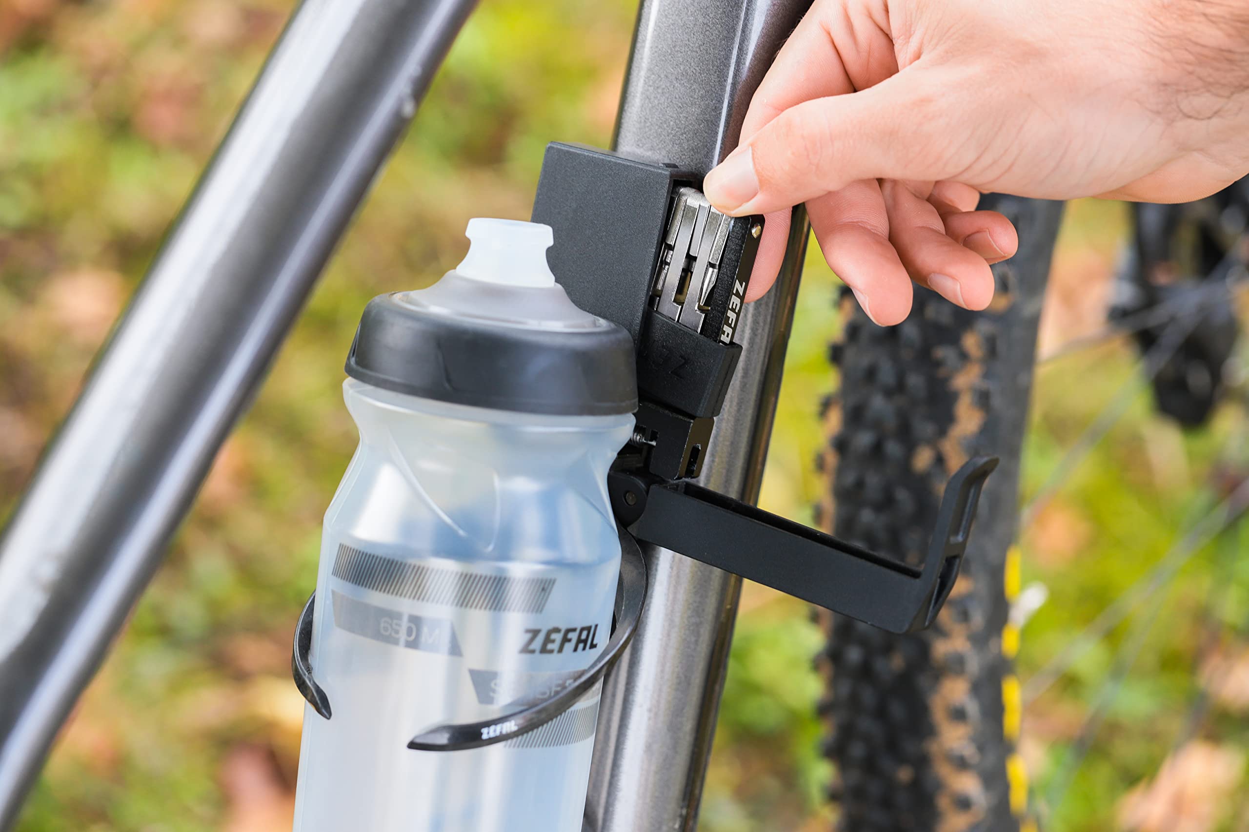 ZEFAL AFA 8 Plus Multiherramienta Bicicleta - Kit Herramientas Bicicleta con Soporte Universal - Negro, 154g