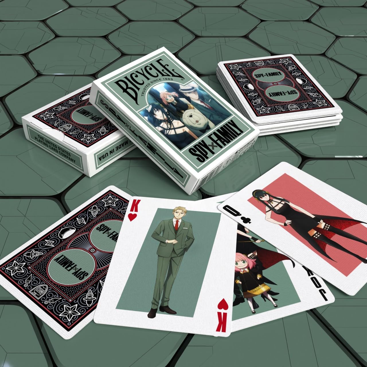 Amazon.com: Bicycle Spy Family Collectible Standard 52 Deck of