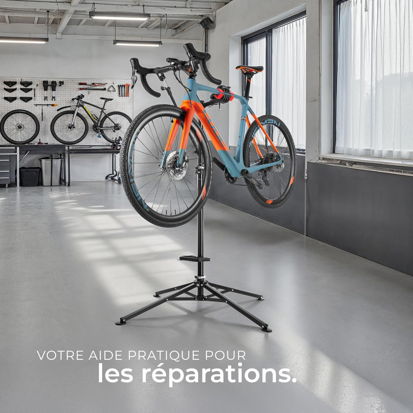 tectake® Support Velo Pieds d'atelier Support Vélo, Montage Entretien Reparation VTT Vélo electrique Velo de course, Charge max. 25kg Réglable Pliable - 85 cm x 85 cm x 200 cm