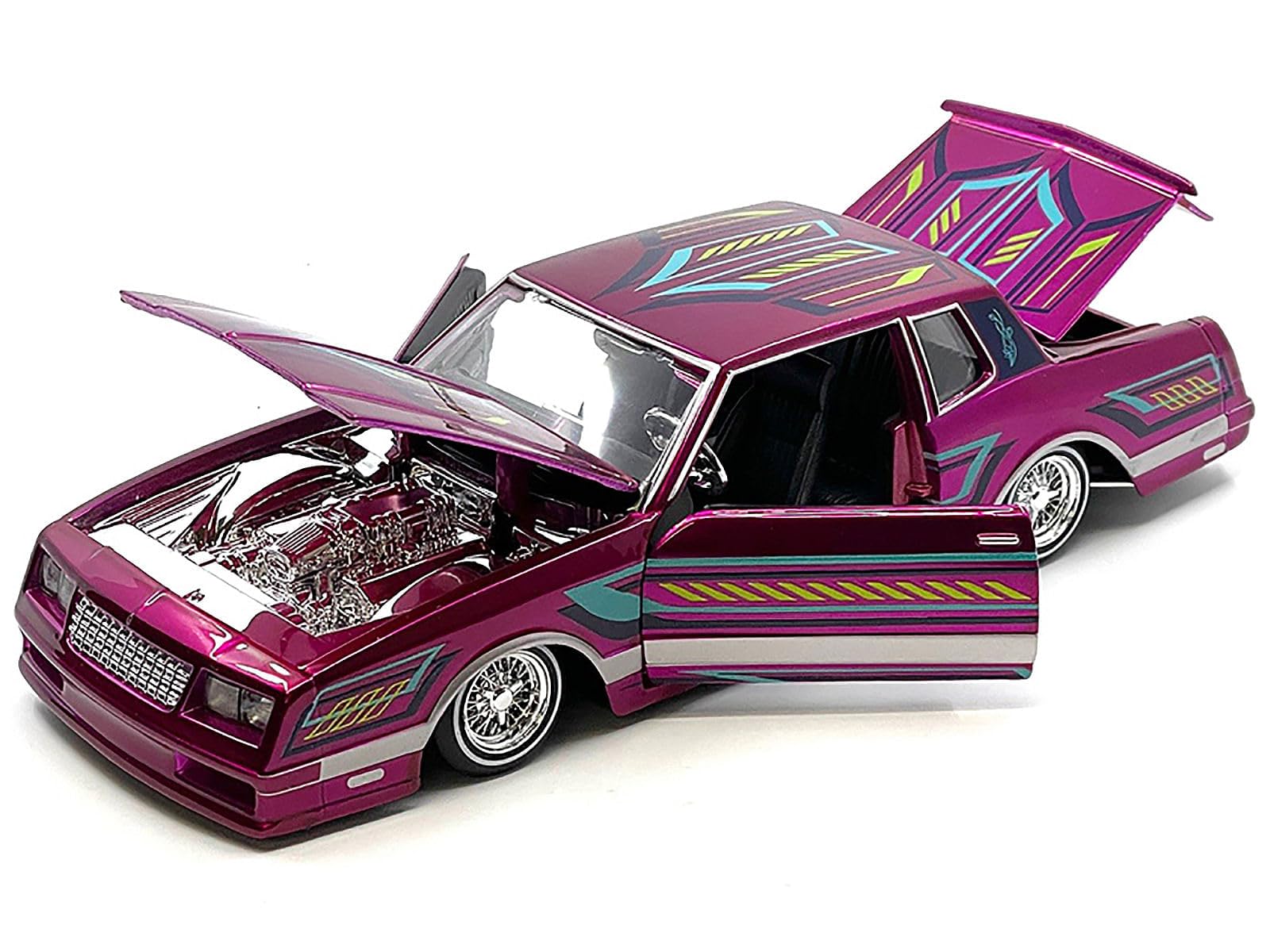 Maisto 1986 Chevrolet Monte Carlo SS Lowrider Pink Metallic with