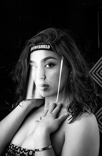 Miniatura 4 de mantiene tu cara seca mientras te duchas y champús. Cualquier razón para mantener tu cara seca mientras estás en la ducha.