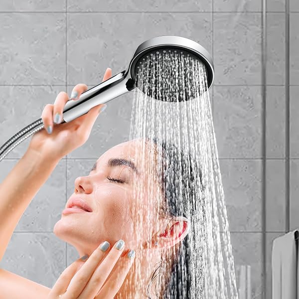 GRIFEMA Soffione Doccia Alta Pressione 130 mm – 4 Modalità di Spruzzo, Ampia Copertura, Ugelli in Silicone Anticalcare, Cromato Lucido, Facile da Installare, Universale G806 - 2