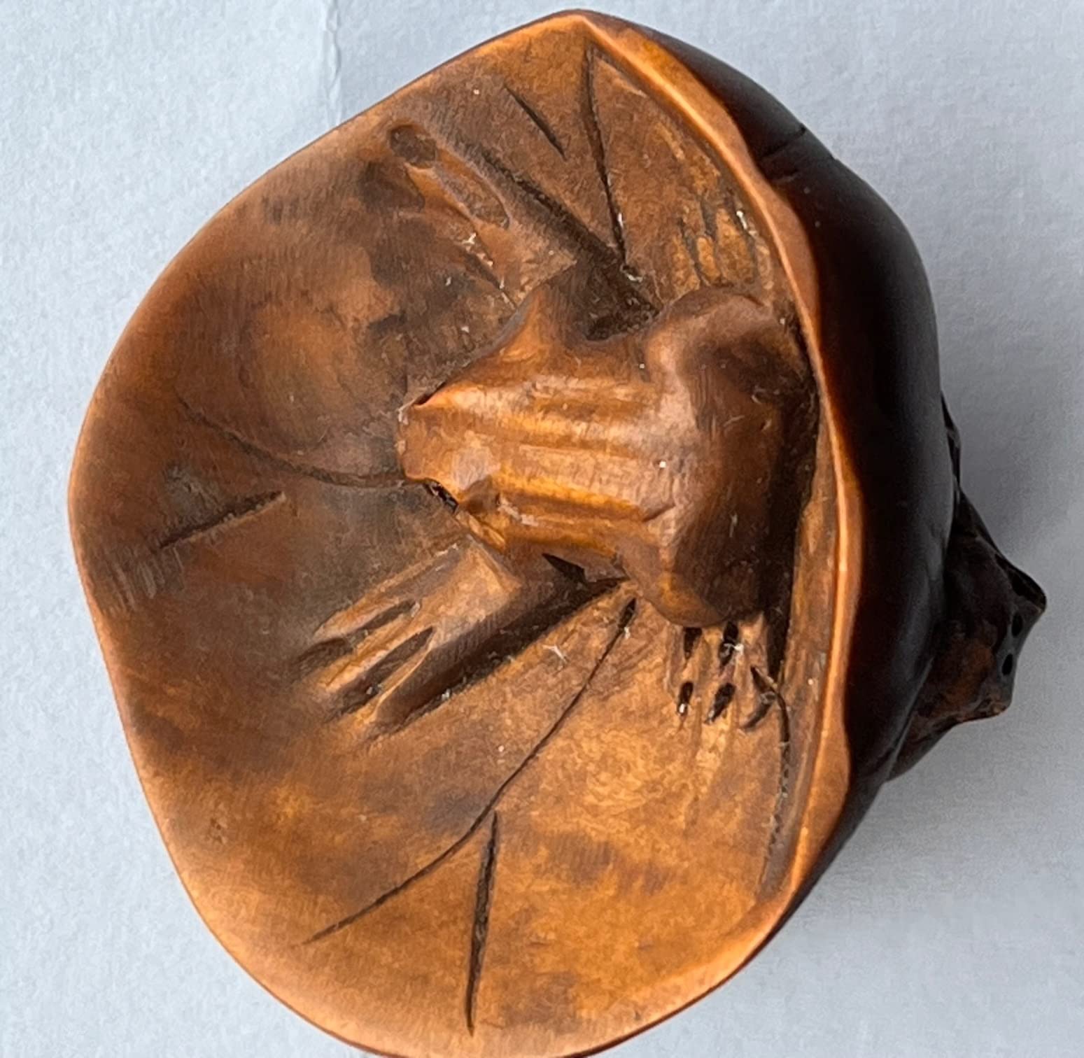 ARTCORE -2" Boxwood Hand Carved Netsuke, Frogs Hidden on a Leaf, Brown