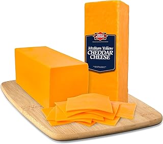 Dietz & Watson, Rbgh Free Medium Yellow Cheddar Cheese, Grab & Go, Deli Sliced, 8 oz
