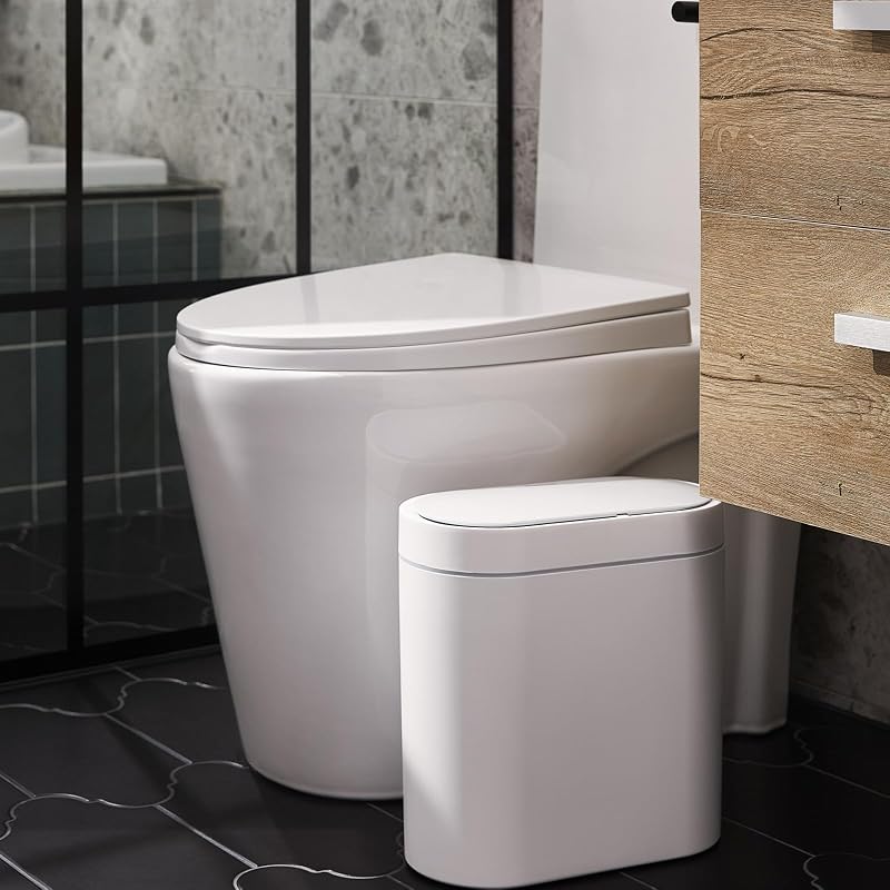 ELPHECO Papelera con sensor de movimiento para baño, cubo de basura automático de 2,5 galones, cubo de basura inteligente de plástico delgado de 9,5 l con tapa, decoración de baño, cubo de basura con sensor para dormitorio, cocina, oficina, color blanco