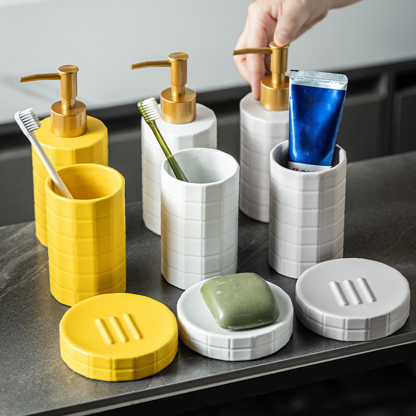 Set da bagno in ceramica di alta qualità con base antiscivolo dispenser di sapone e bicchiere per spazzolino da denti, set da bagno in ceramica per bagno