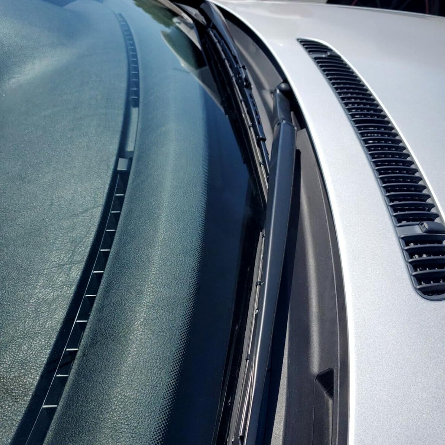 KUAFU Windshield Wiper Cowl Grille Vent Cover Panel Compatible with 1997-2006 BMW E46 323Ci 323i 325Ci 325i 325xi 328i 330Ci 330i 330xi M3 Motor Cowl Cover Replacement for 51718208483