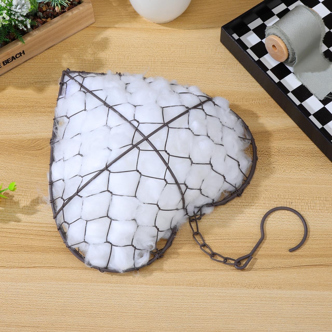 Garneck 3pcs Decorative Iron Wire Wreath Hanging Planter for Spaces Chic Basket for Home and Garden Decor for Balconies and Patios