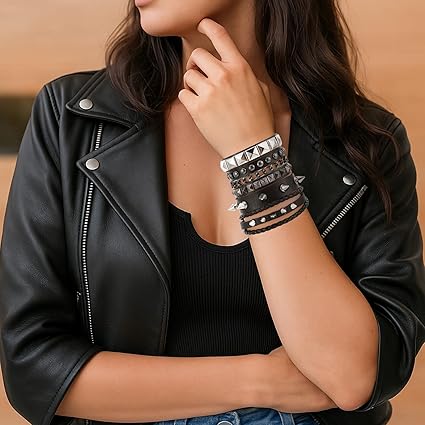 Ouligay Punk Armbänder 4er Set - Nieten Lederarmbänder Für Herren & Damen