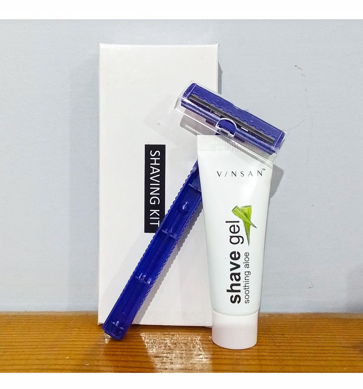 Clayherbs Shave Kit in Bulk, Smooth Shave Disposable Razor and Cream(8g), Individually Wrapped Toiletries Amenities for Hotel and Travel Size Camping Toiletries (25 Sets)