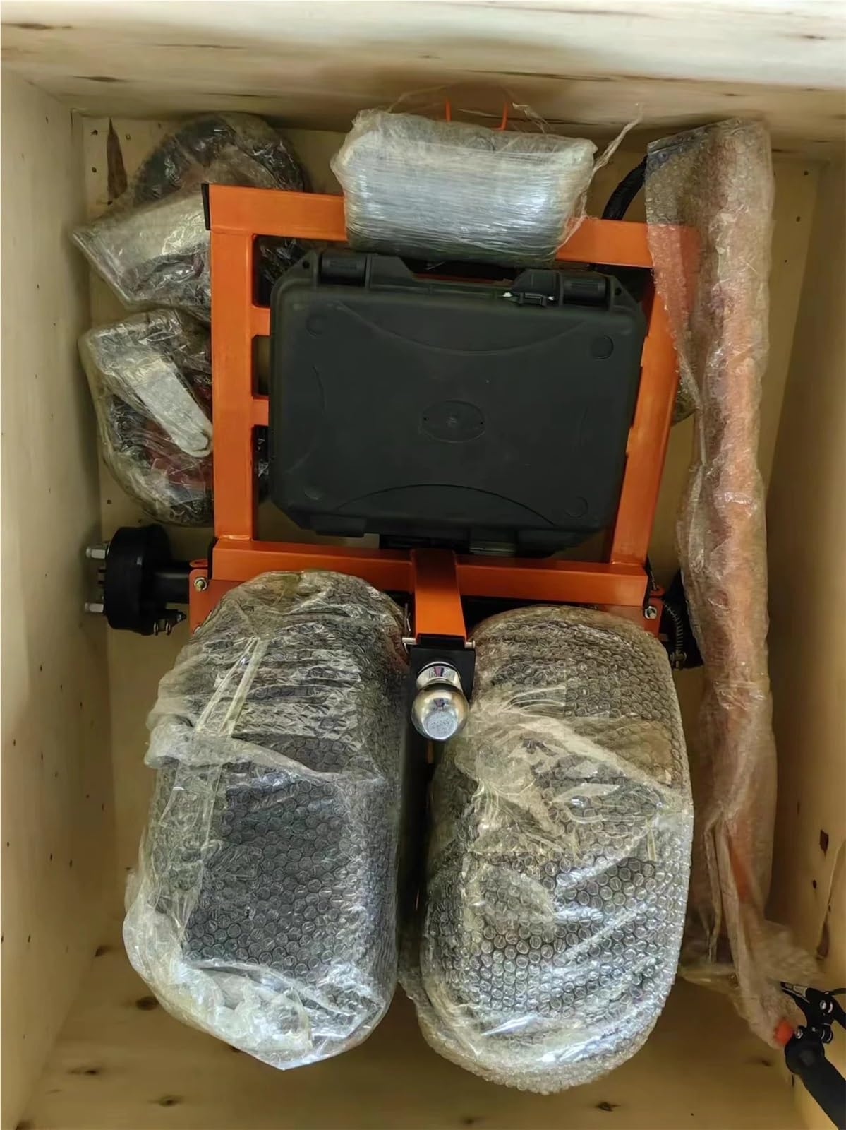 Carrello elettrico per rimorchio, 2000 kg, motore per auto regolabile, ruota di sostegno per rimorchio resistente per un facile trasporto e spostamento del veicolo