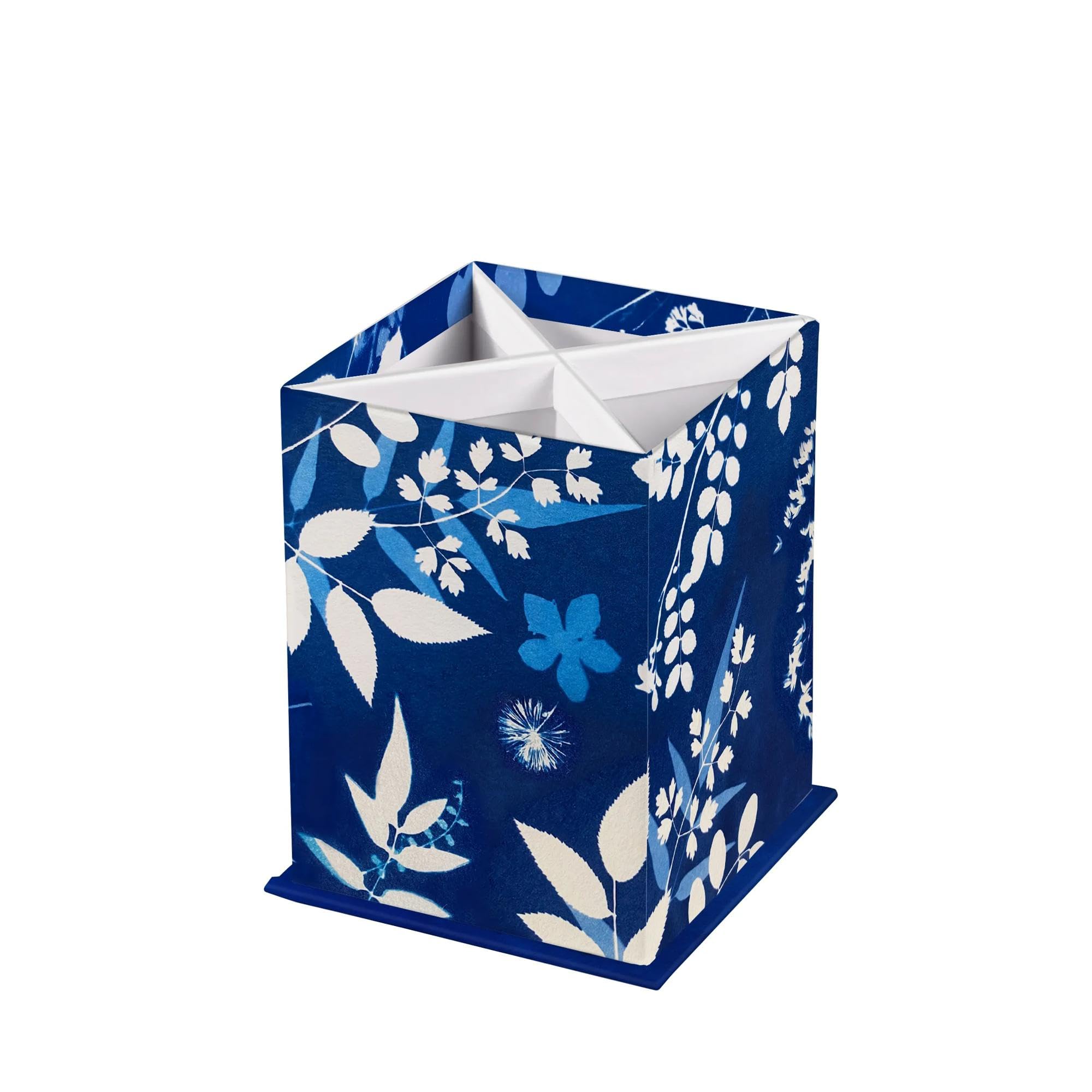 Clairefontaine 83501C - Un Pot à Crayons/Pinceaux/Stylos - Multifonctions en Carton Décors Floral/Cyanotype - Carré 8,5x8,5x11 cm - Home Office - Collection Cyanotype