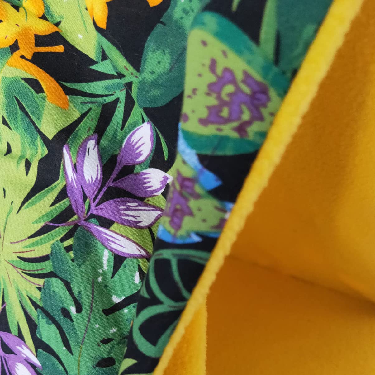 Happyyami Hamac Suspendu Nid Oiseau Vert en Tissu pour Perroquet Motif Forêt Tropicale Lit Confortable et Sécurisé pour Canaris et Alouettes, pour Porte ou Chevet