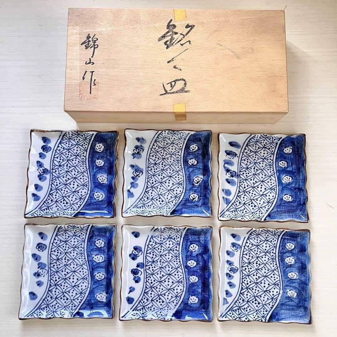 瀬戸焼　錦山窯　梅祥瑞セット Amazon.co.jp: 瀬戸焼 錦山 梅祥瑞銘々皿揃 6客 青 : 文房具・オフィス用品