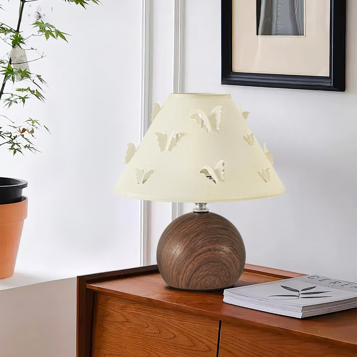 OOWOKS Tischlampe Schlafzimmer Vintage Dimmbar Nachttischlampe mit USB Kabel 3000K/4500K/6000K Retro Tischleuchte Weiß Stoff Lampenschirm Holzoptik Design Schmetterling Dekorative Wohnzimmerlampe