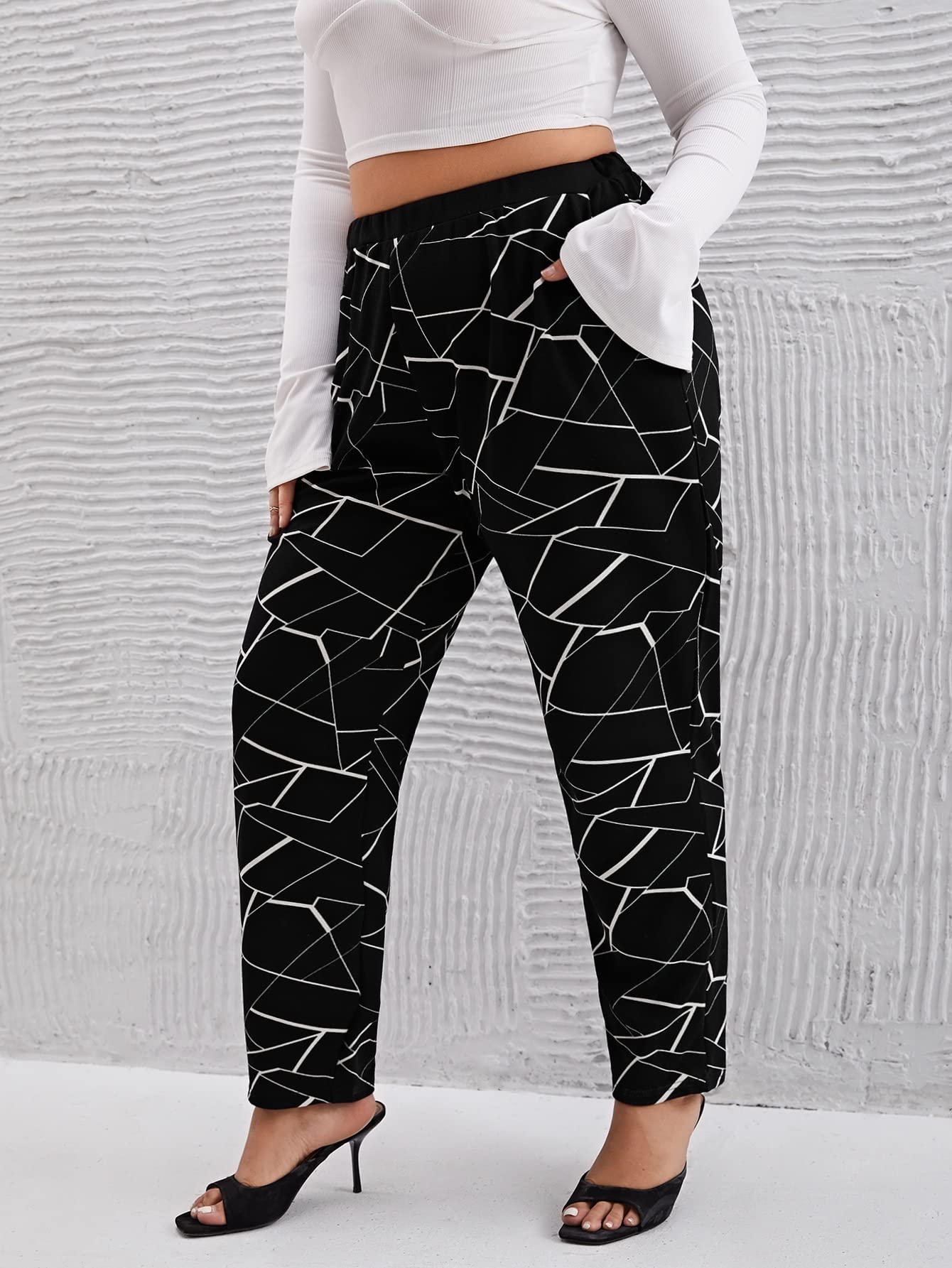 EVLTN Plus Size Pants Women Plus Geo Print Slant Pocket Pants Plus Size Pants Women Color Black Size