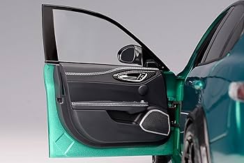 【訳あり品】MOTORHELIX 1/18 アルファロメオ ジュリア gta Amazon | MOTORHELIX 1/18 アルファ ロメオ ジュリア GTA