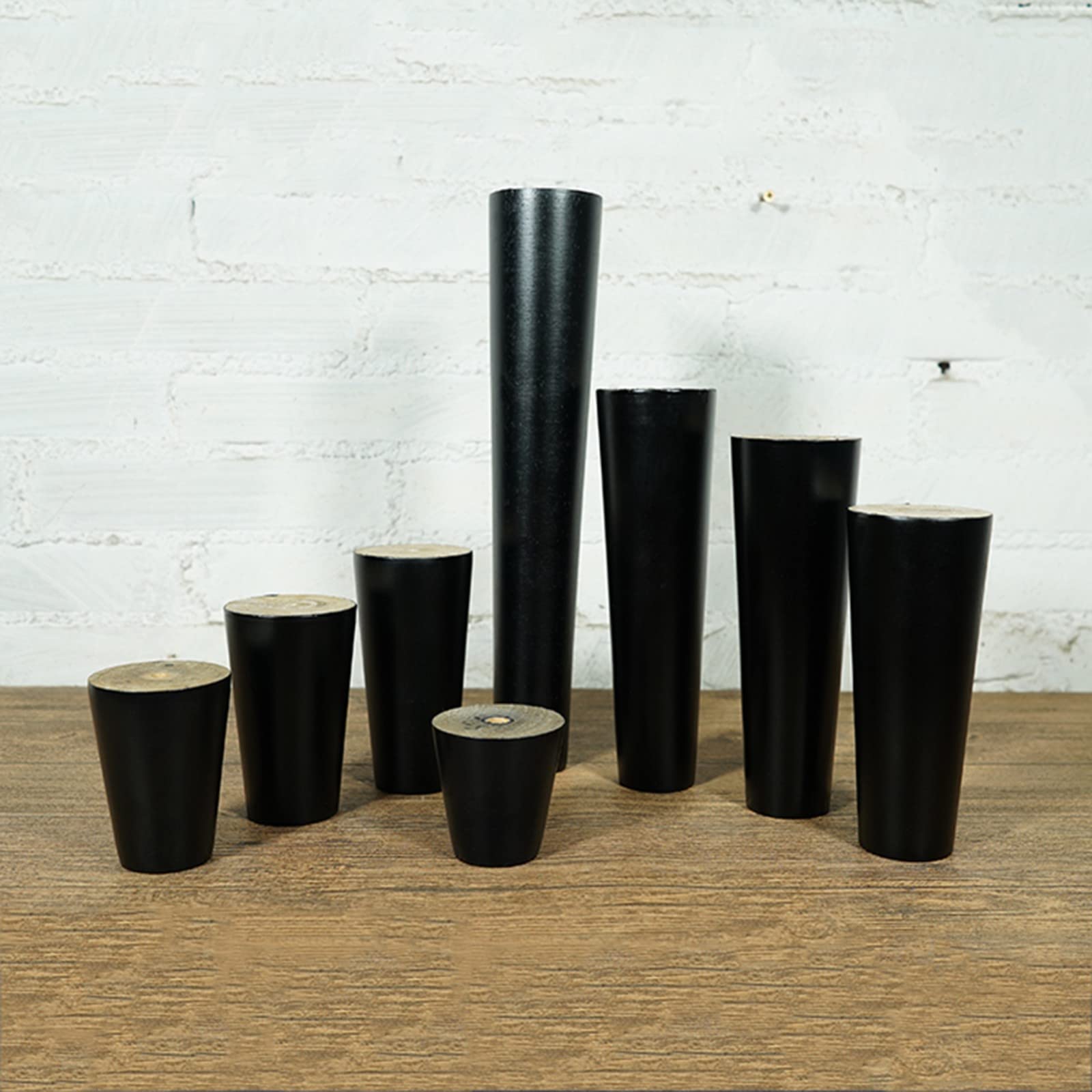 Juego de 4 Patas de sofá cónicas de Madera Maciza, Patas Modernas de Repuesto de Madera Negra, con Placas de Montaje, Almohadillas Protectoras de Fieltro, Tornillos, para gabinete de sofá de