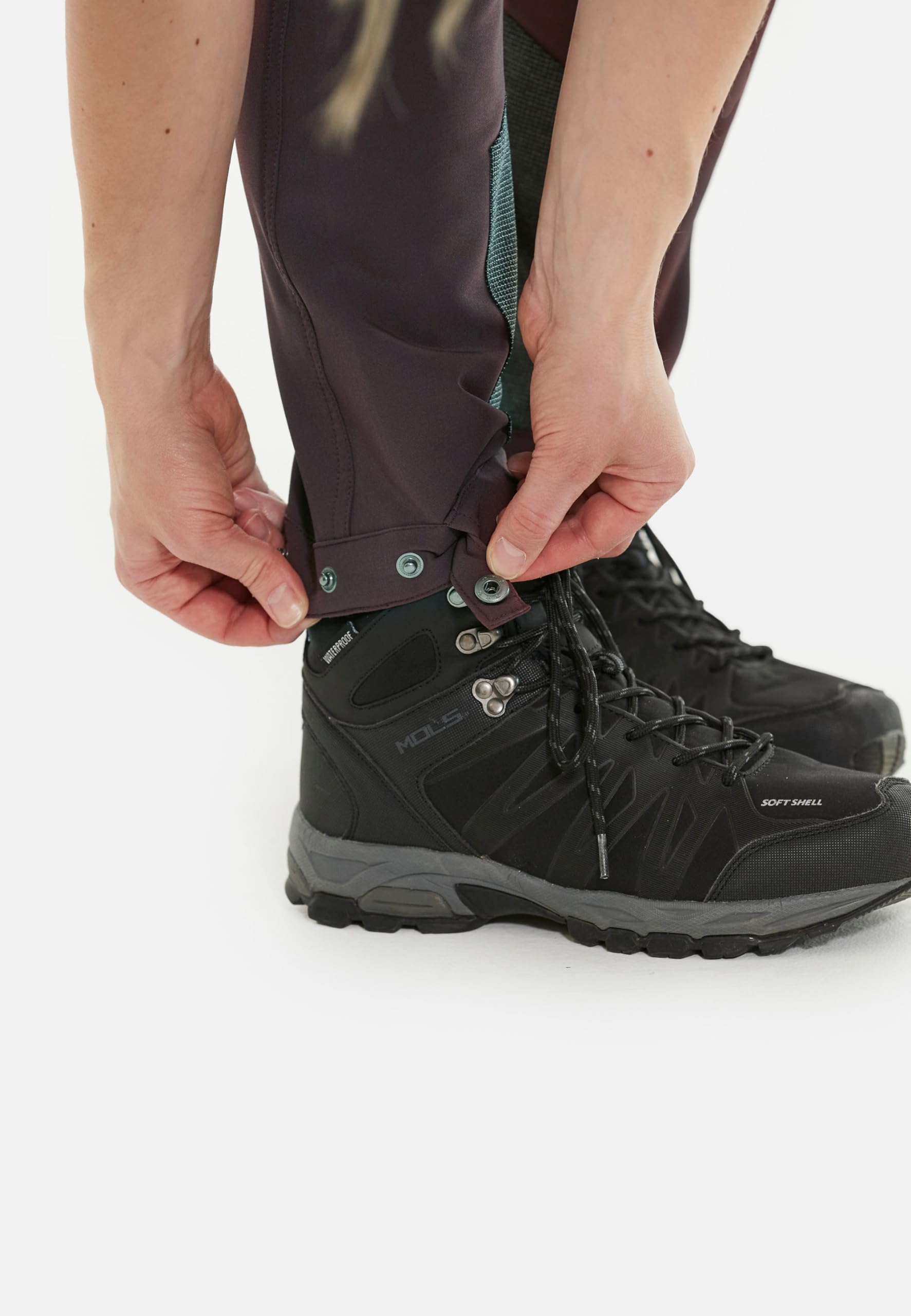WHISTLER Damen Softshellhose 'Anissy' mit optimaler Bewegungsfreiheit Robuste Softshellhose in atmungsaktiver Qualität