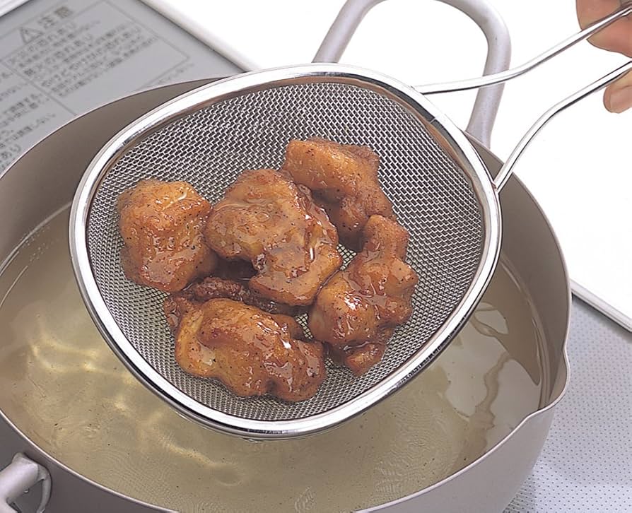 Amazon｜下村企販 食材をまとめてすくえる 水切りザル 【日本製】 鍋