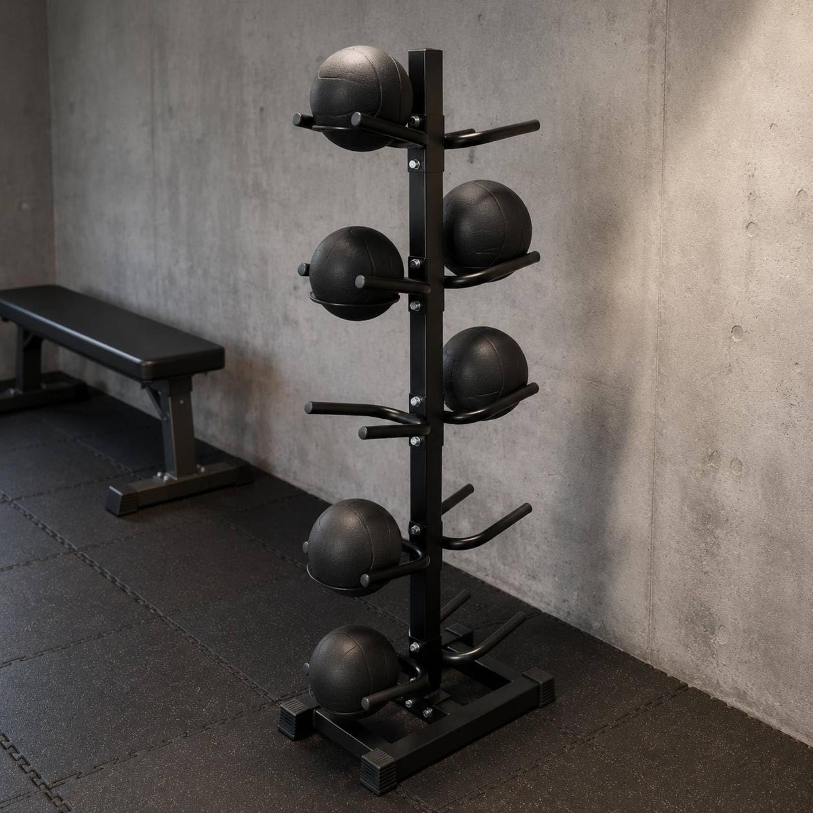 Freistehendes Ballgestell mit Stabiler Standfläche von 56 Cm 31 Cm für Bälle zur Geordneten Lagerung in Schulsporthallen