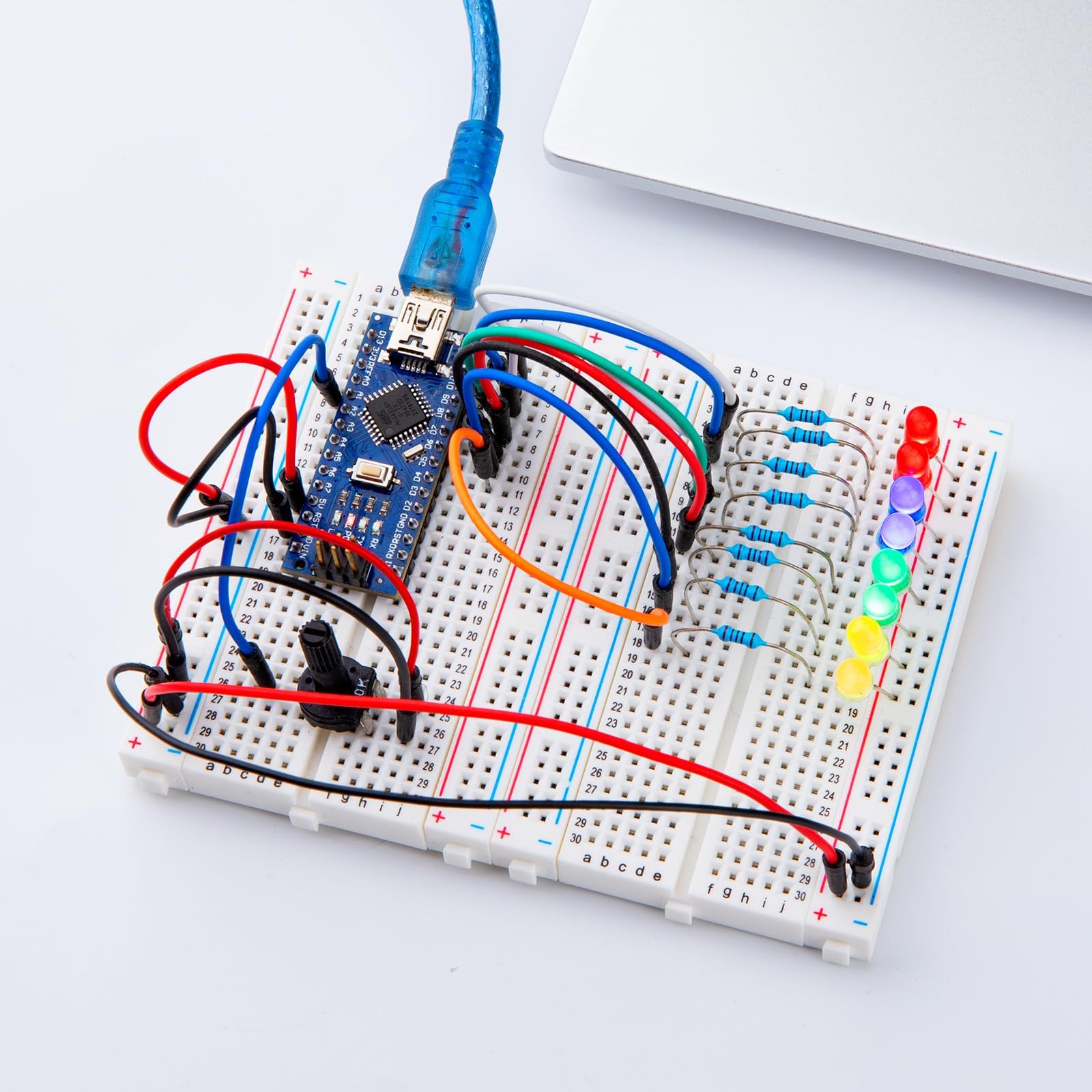 ELEGOO Wstępnie lutowana tablica nano z nagłówkami CH 340 kompatybilna z Arduino (Nano x 3 kable USB)