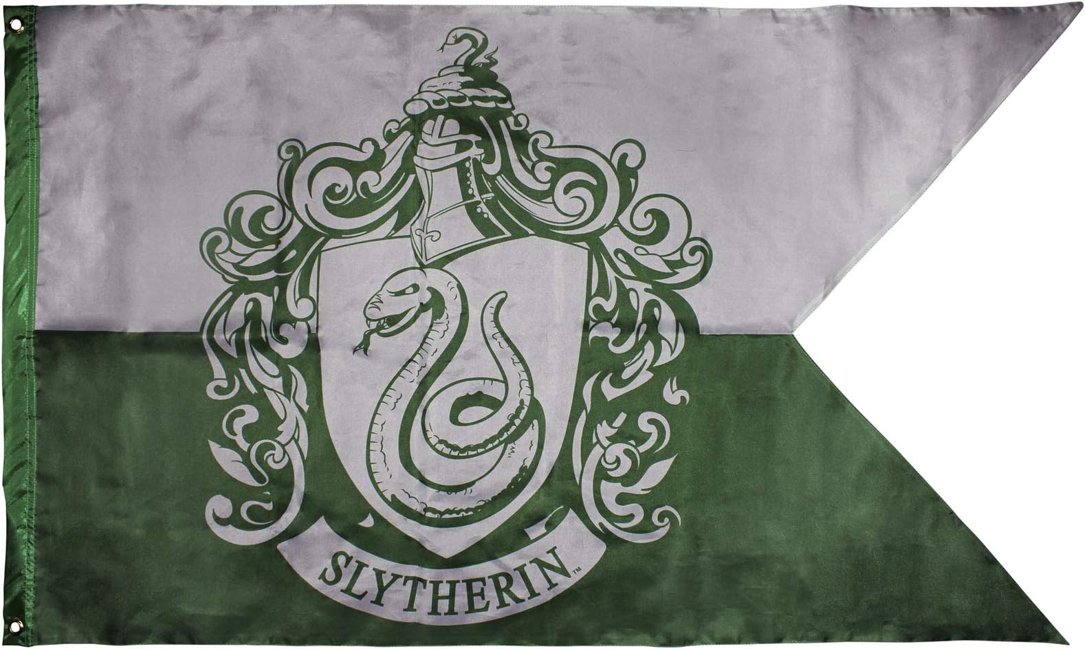 ABYstyle Harry Potter Slytherin Flag 70 x 120 cm
