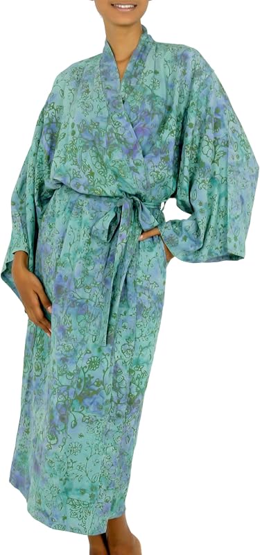Bata larga con estampado de batik hecha a mano por NOVICA Artisan de Indonesia