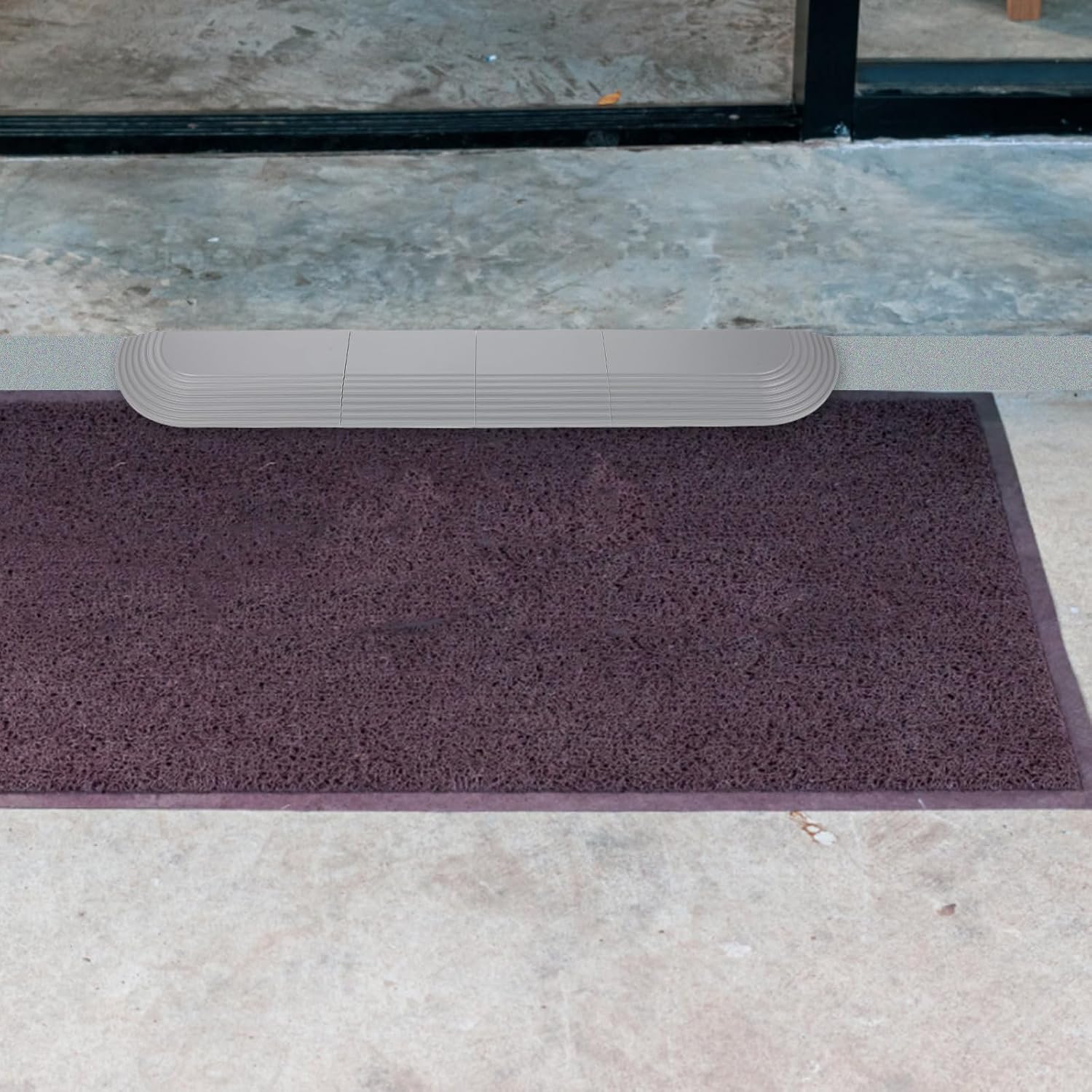 POPETPOP Threshold Ramp for Robot Vacuum Cleaner, 22.83 Inch Plastic Doorway Transition Strip with Rounded Edges, Non-Slip Floor Ramp Pad for Indoor Use in Balcony, Kitchen, Bedroom,