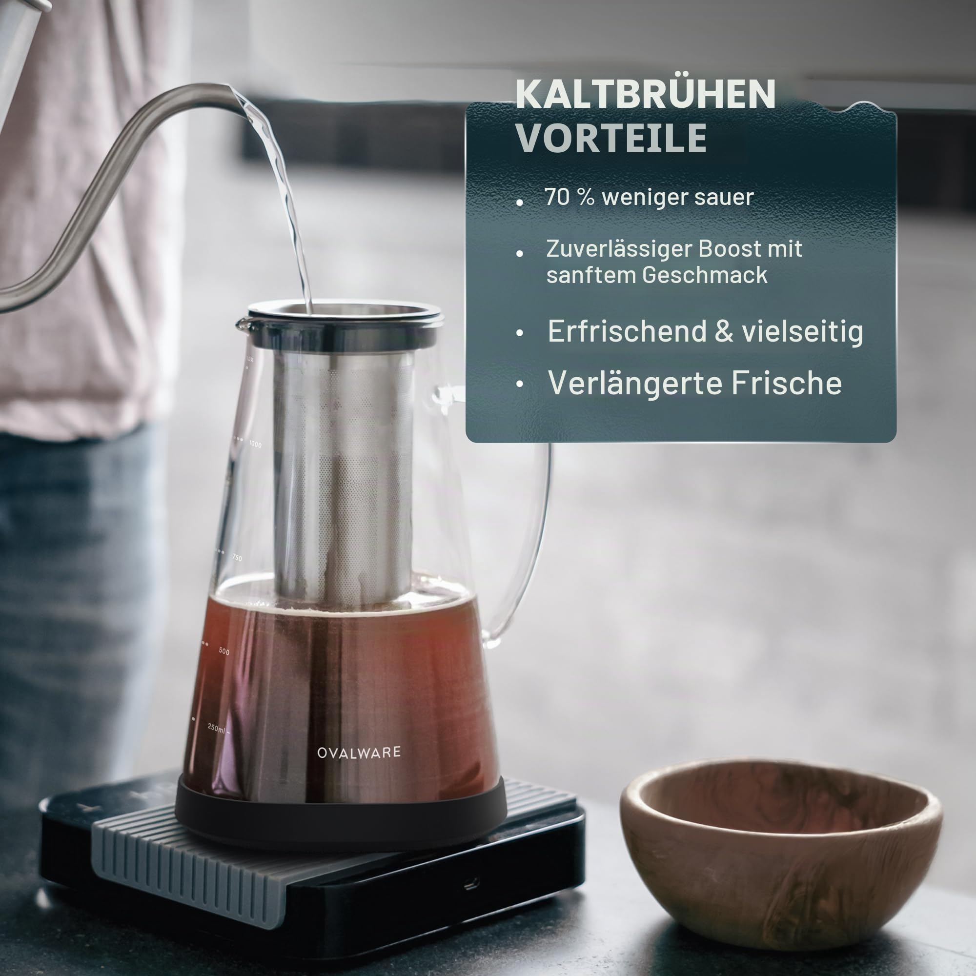 ovalware Cold Brew Coffee Maker - Luftdichte Kaffeemaschine für kalten Kaffee und Teesieb mit Ausguss RJ3 Brühglaskaraffe mit (1.0 Liter)