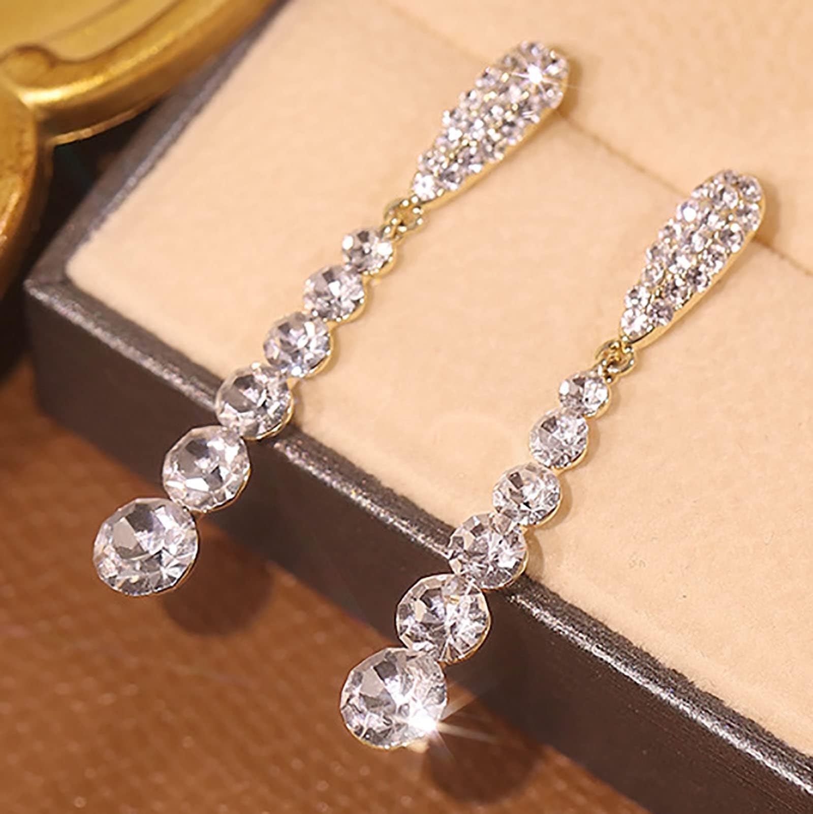 Atentuyi Pendientes Diamantes Imitación Boda Pendientes Oro Largo Cz Lágrima Pendientes Cristal Novia Pendientes Diamantes Largo Cuelgan Pendientes Gota Joyería Para Las Mujeres Y Las Niñas