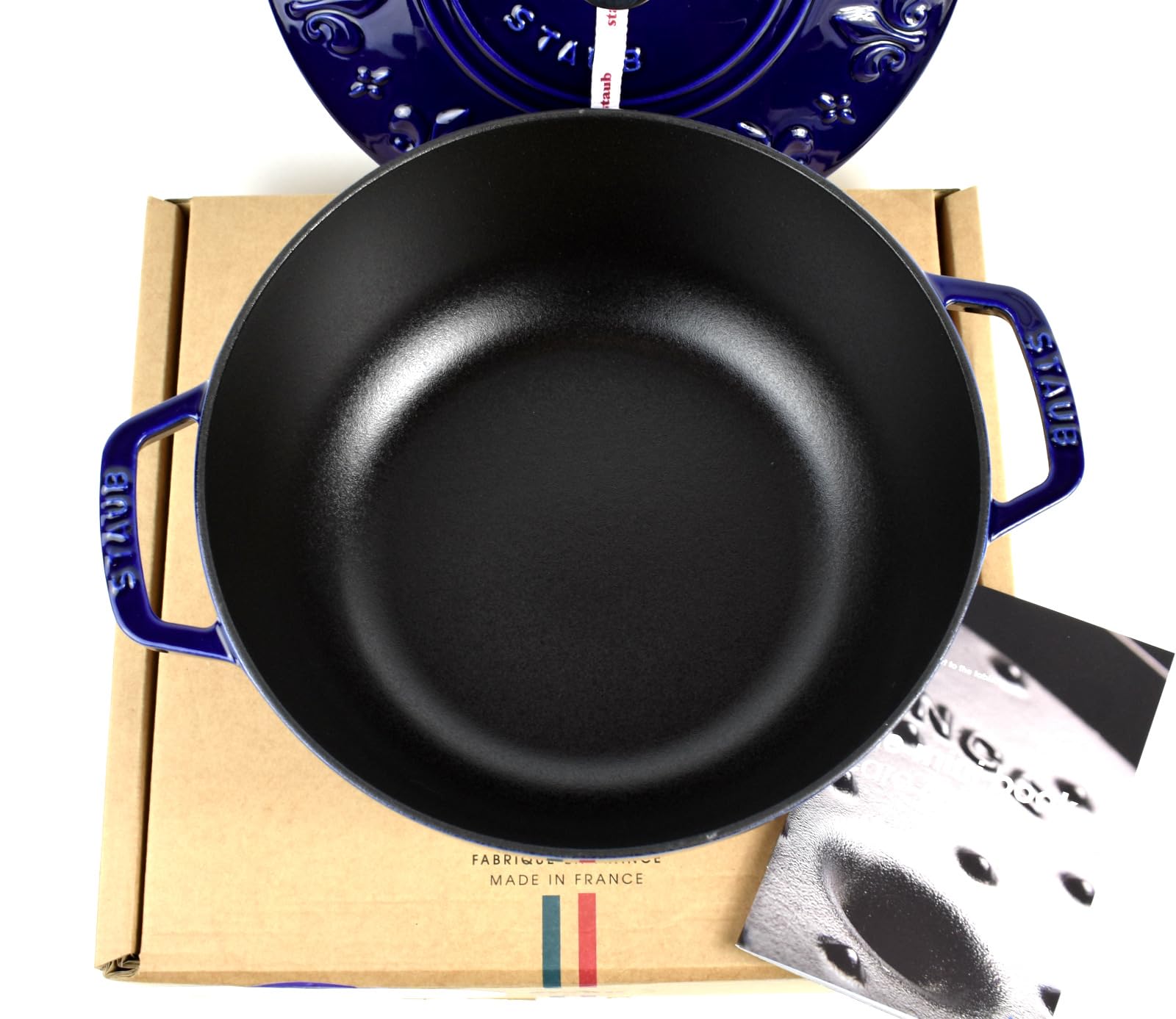 Staub La Cocotte 24cm 3.6 L/3.75 QT Cast Iron Round French Dutch