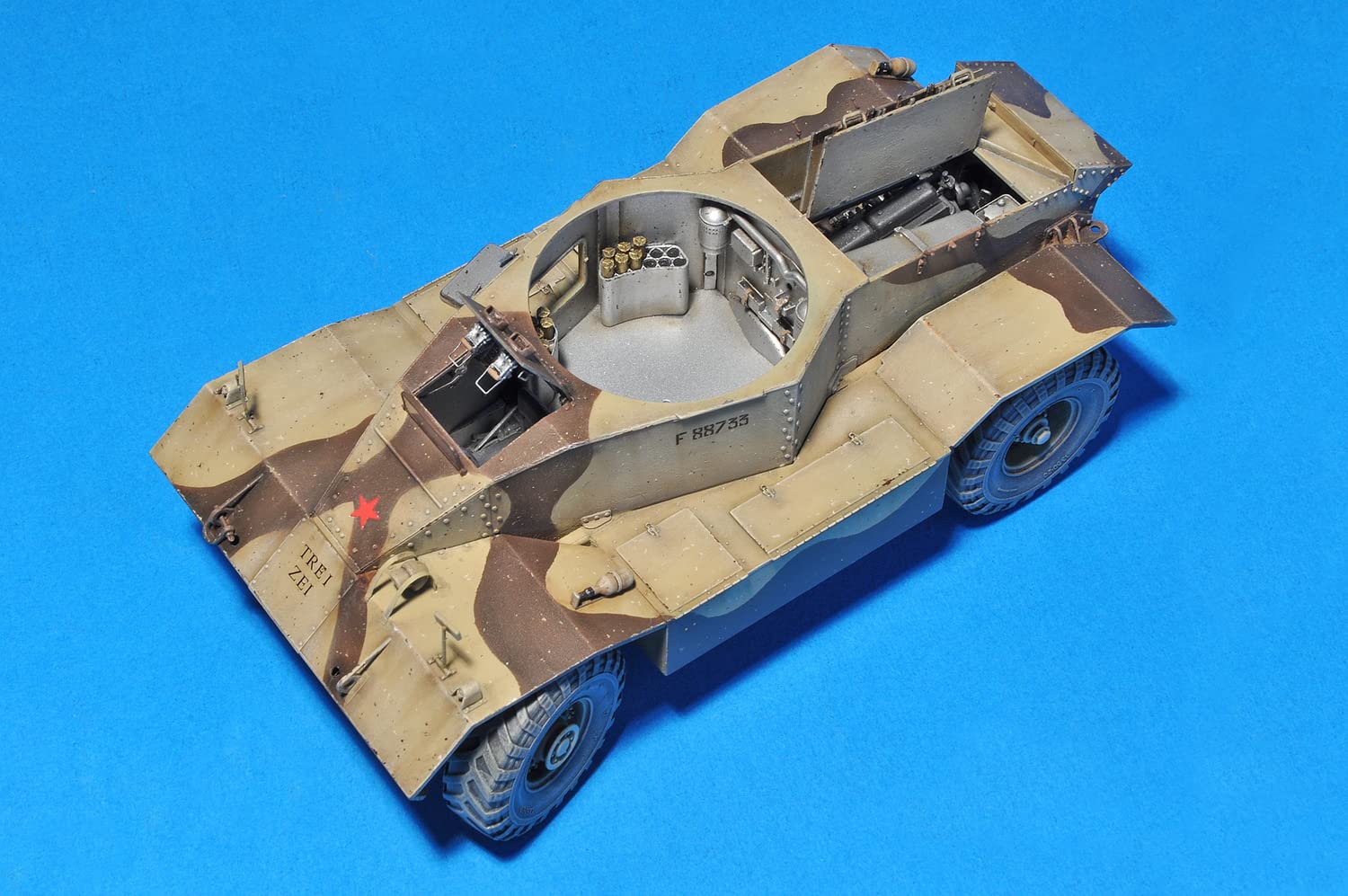 Miniart Skala 1:35 "AEC Mk.2 Car" zestaw modeli z tworzywa sztucznego