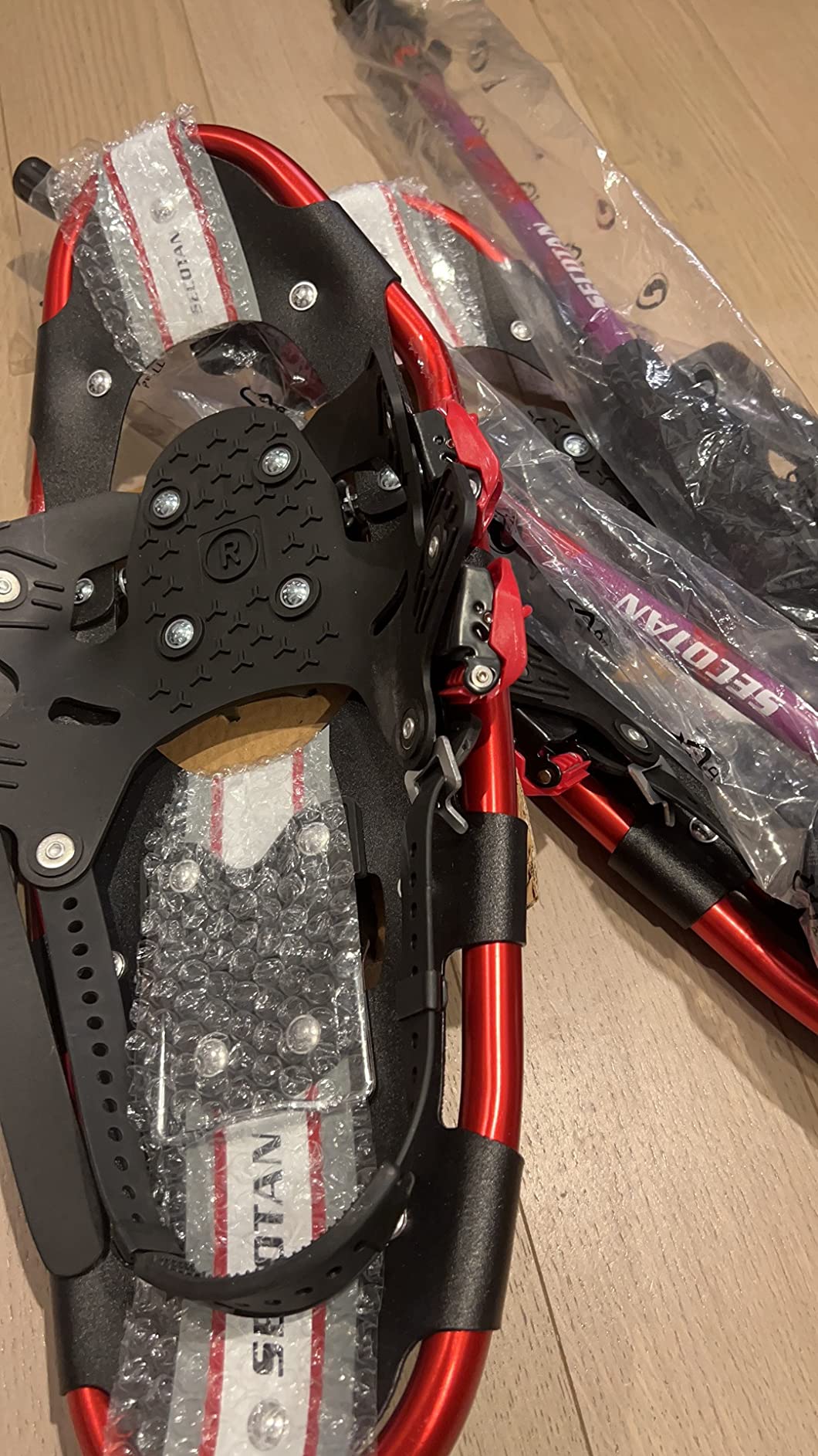 8/mo Finance SECOTAN 21/25/30 Inches Snowshoes, Lightweight Aluminum All Terrain Snowshoes